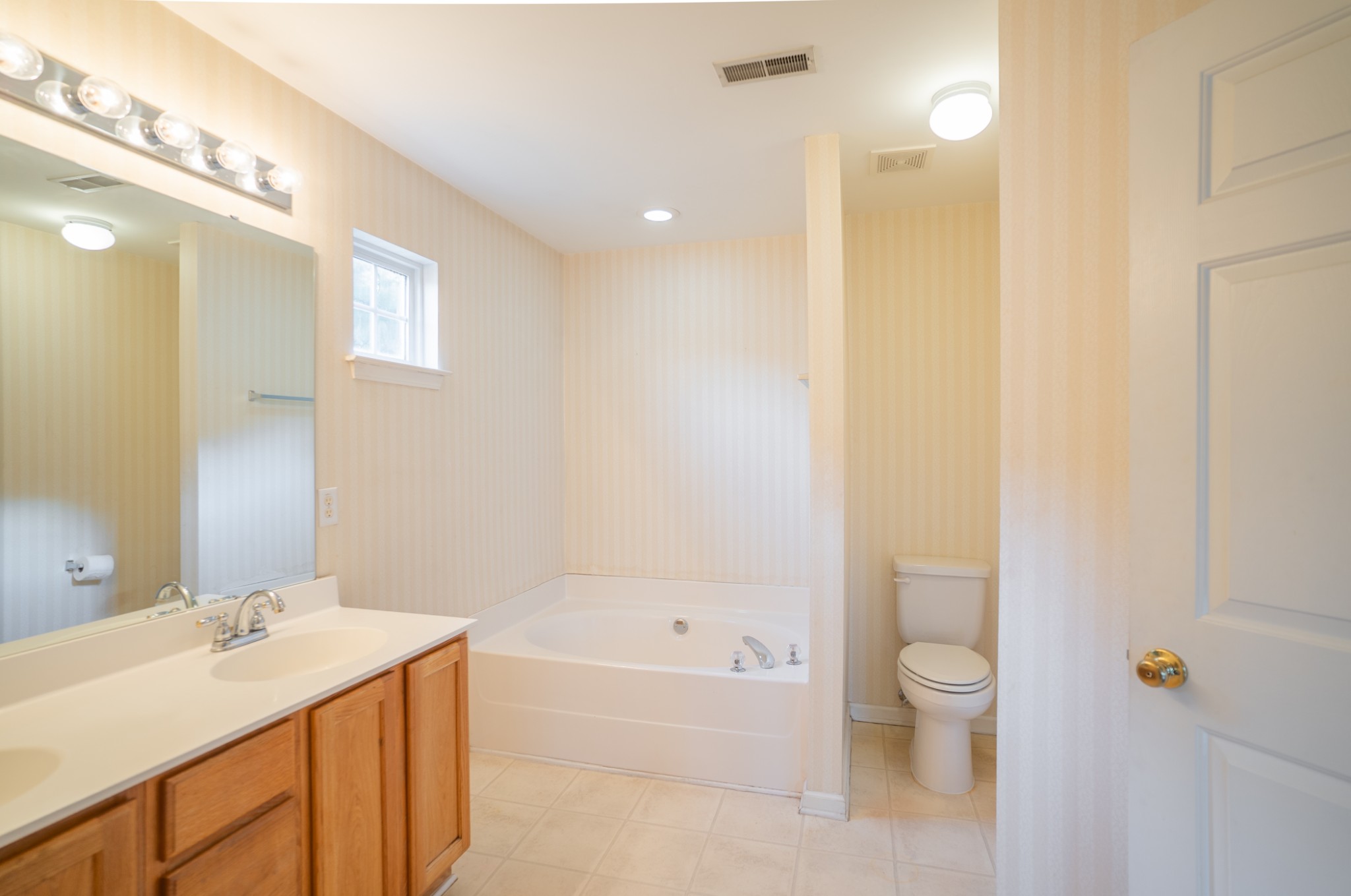 1216 Brentwood Highlands Dr