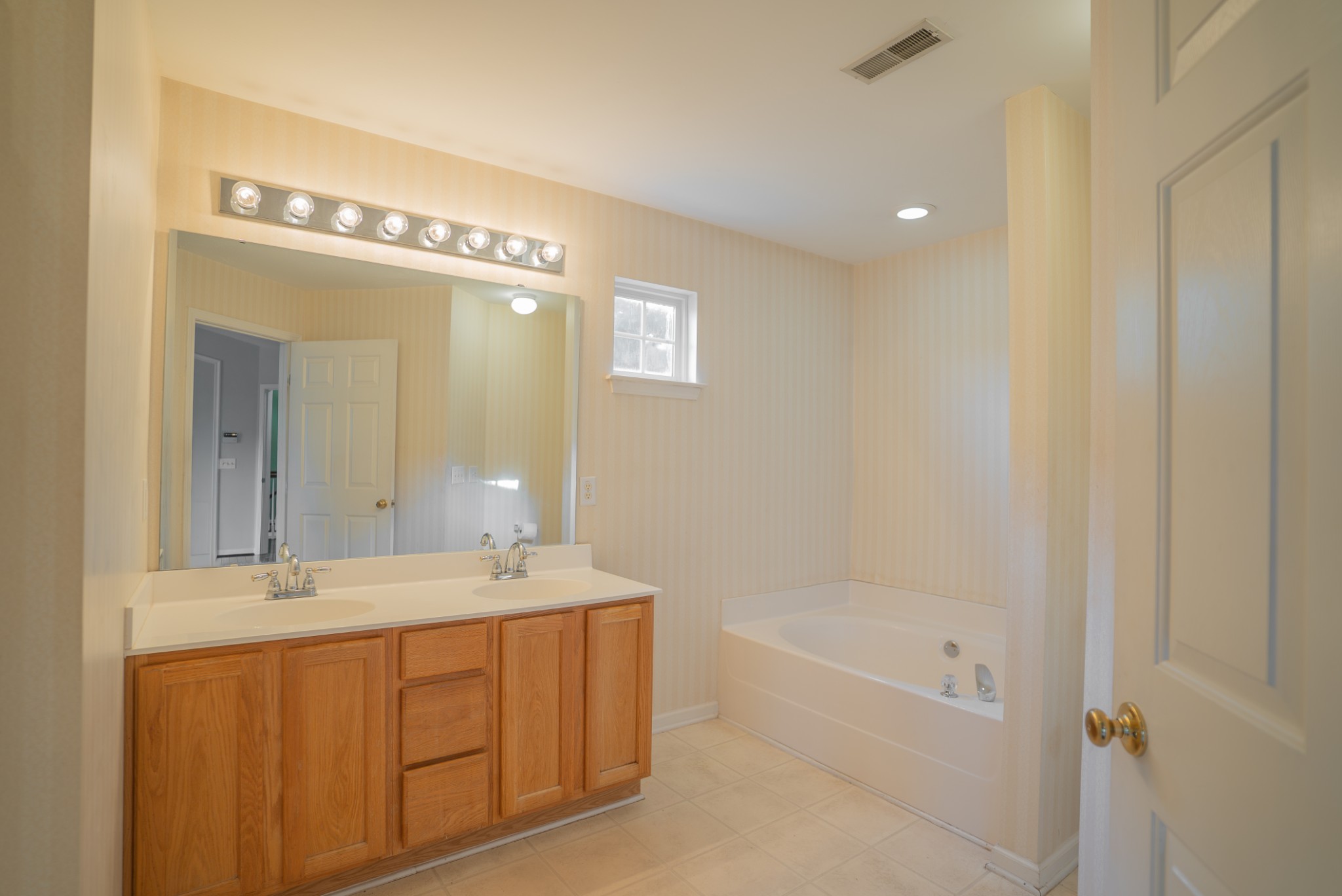 1216 Brentwood Highlands Dr