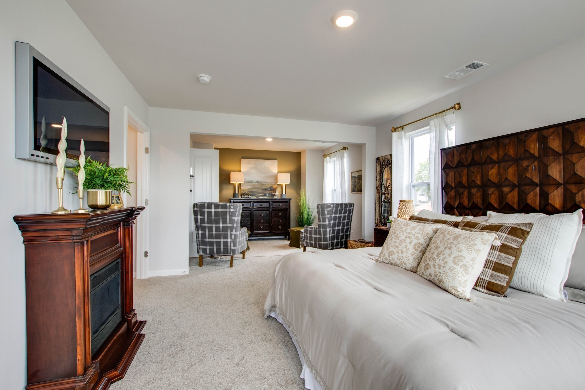 225 Hazel Ln