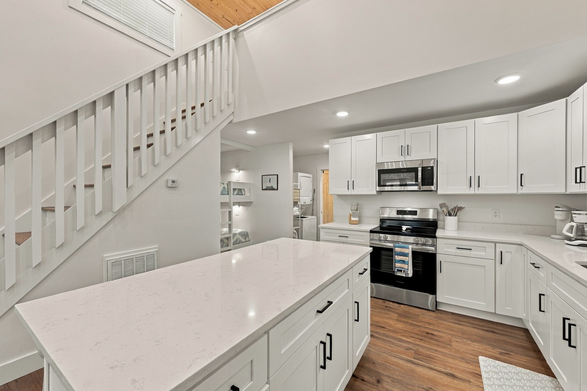 113 Shoreside Ct