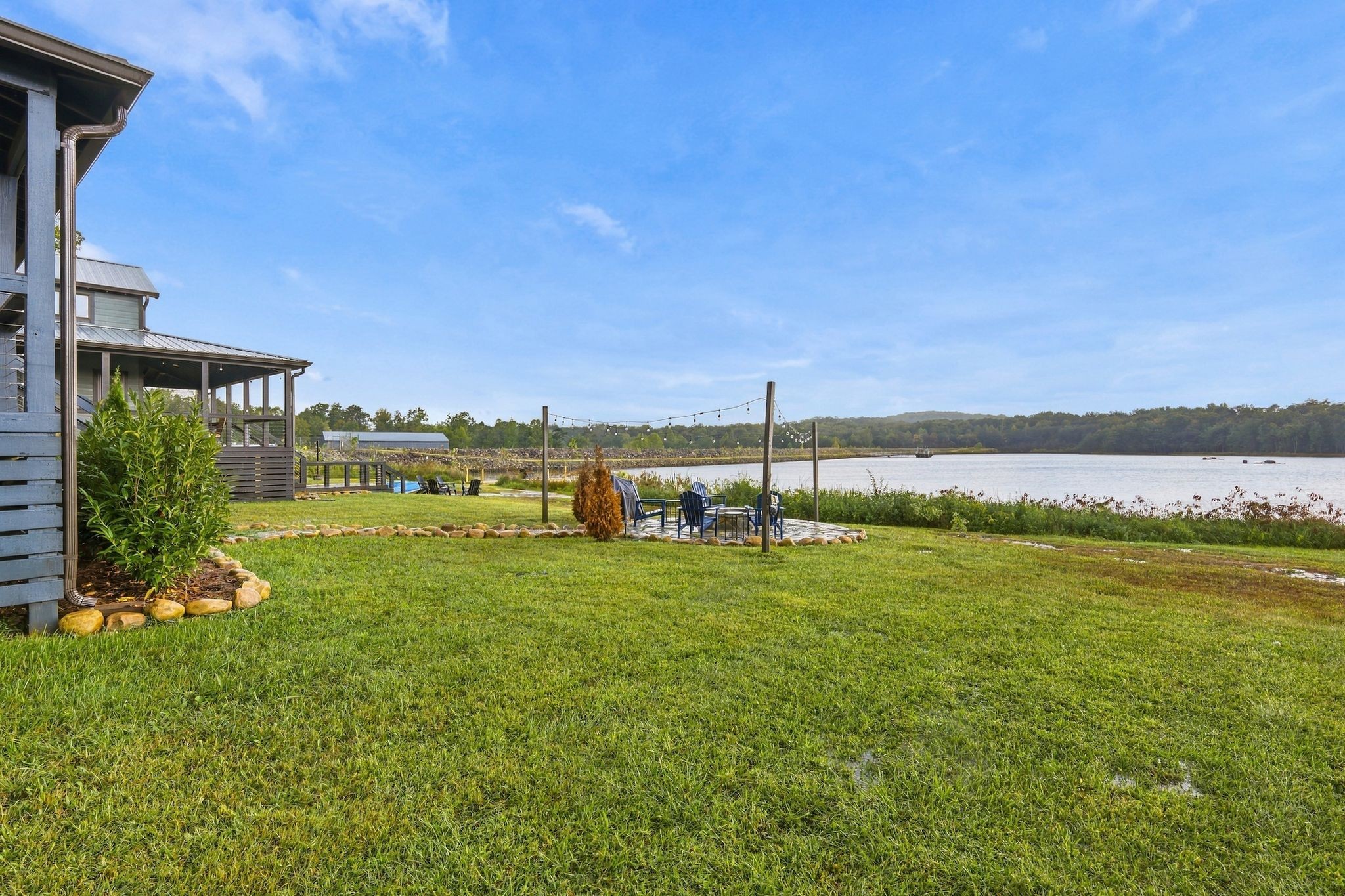 113 Shoreside Ct
