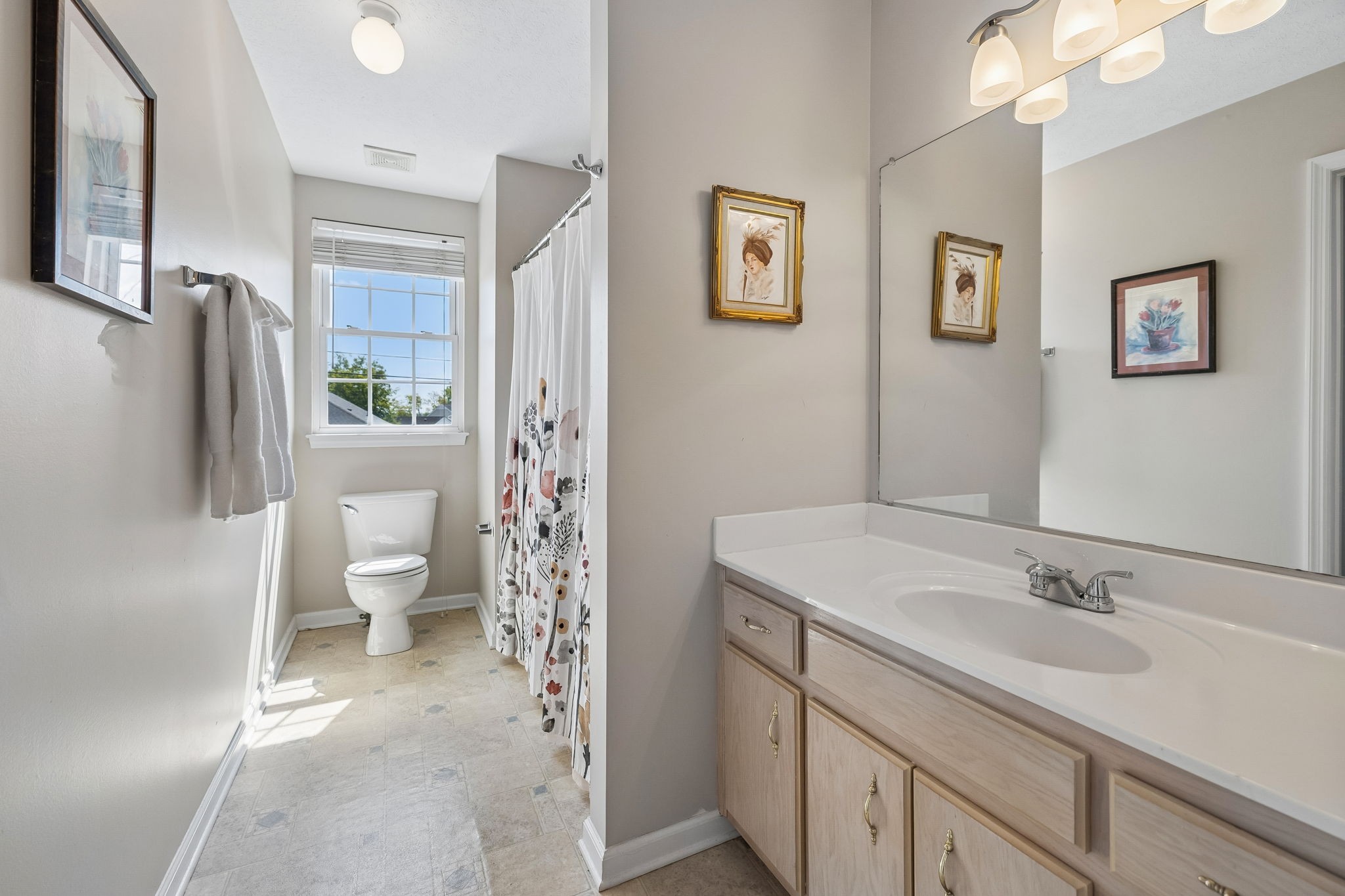 2112 Candlebrook Ct