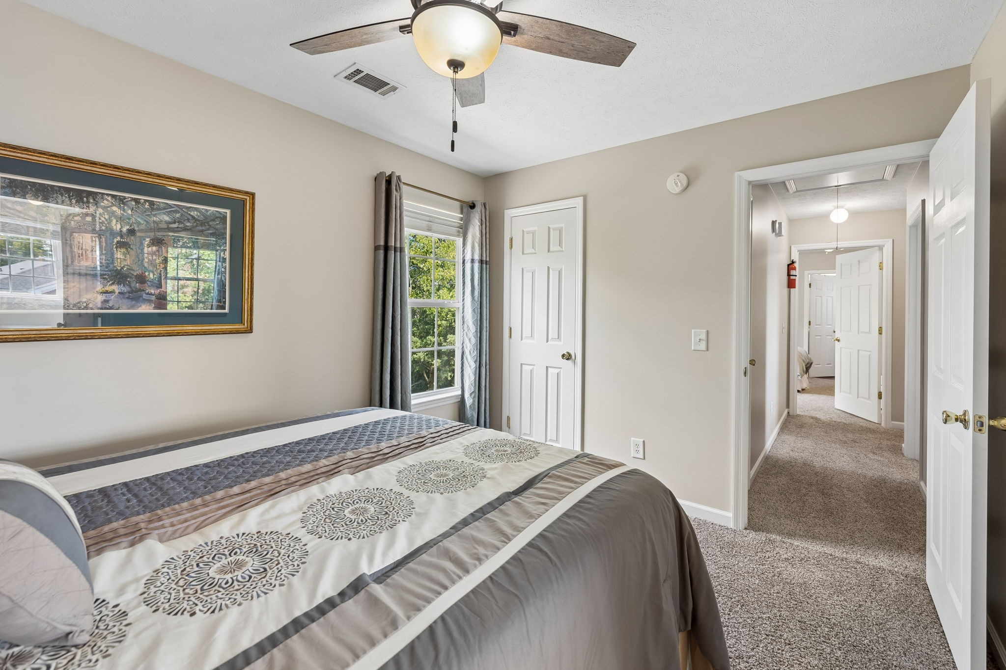 2112 Candlebrook Ct