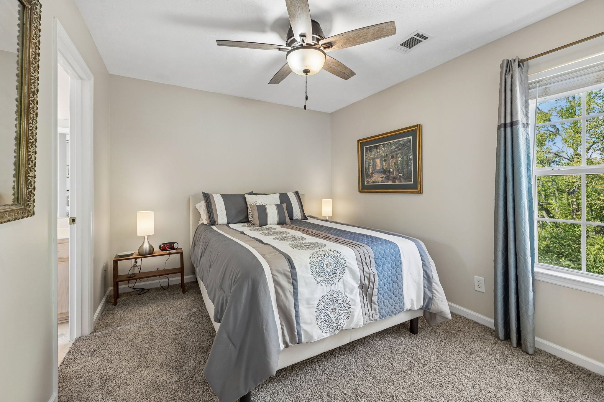 2112 Candlebrook Ct