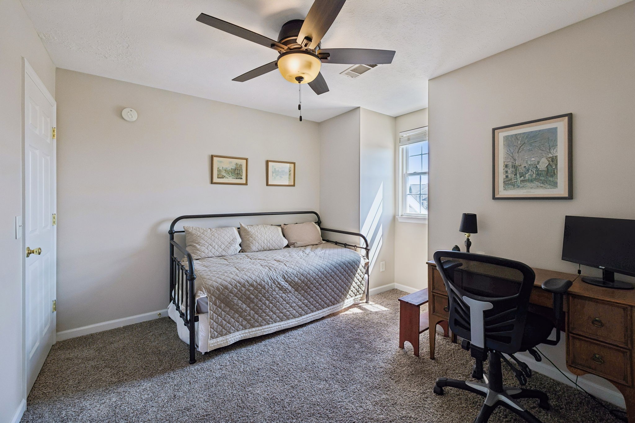 2112 Candlebrook Ct