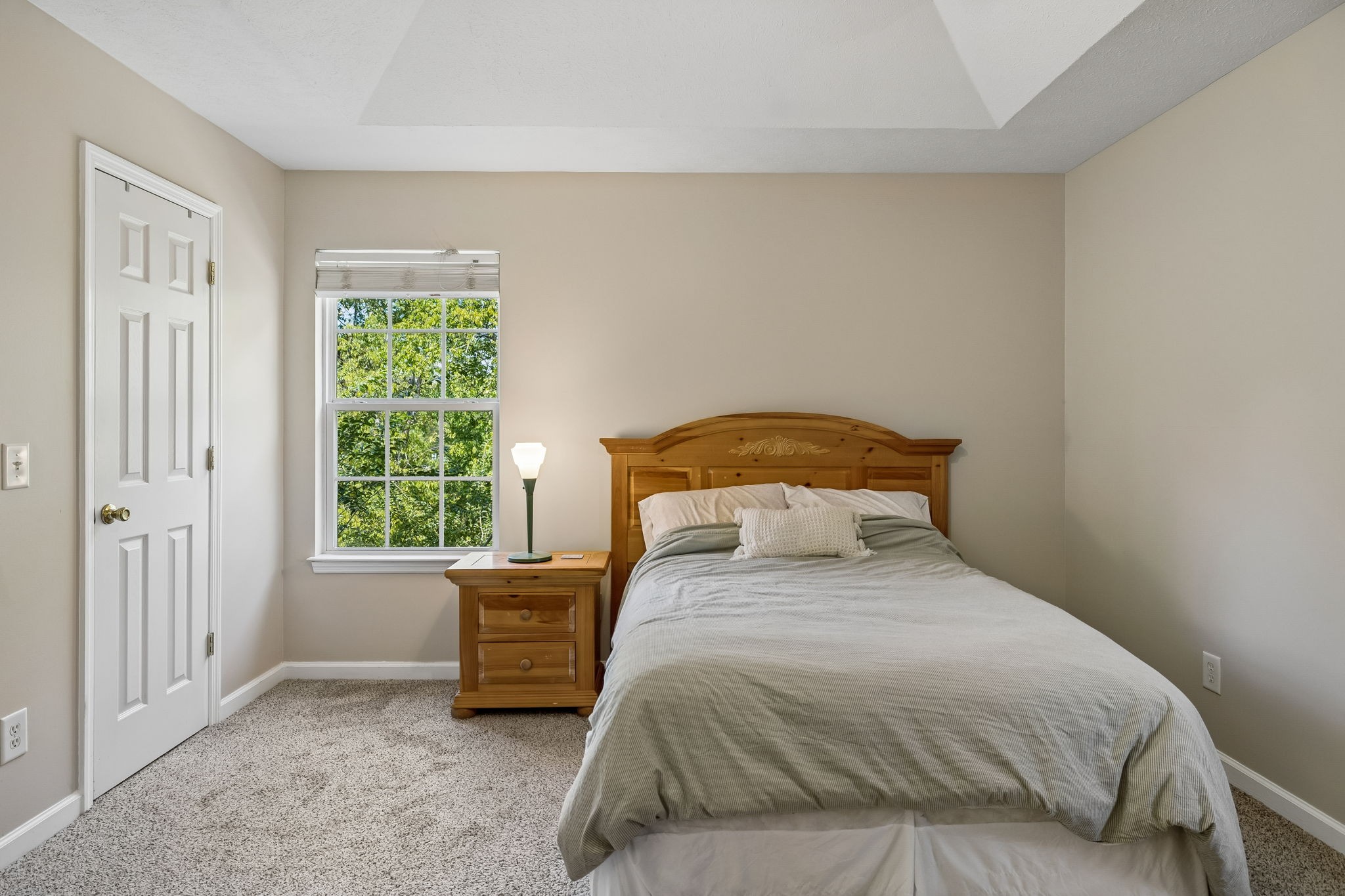 2112 Candlebrook Ct