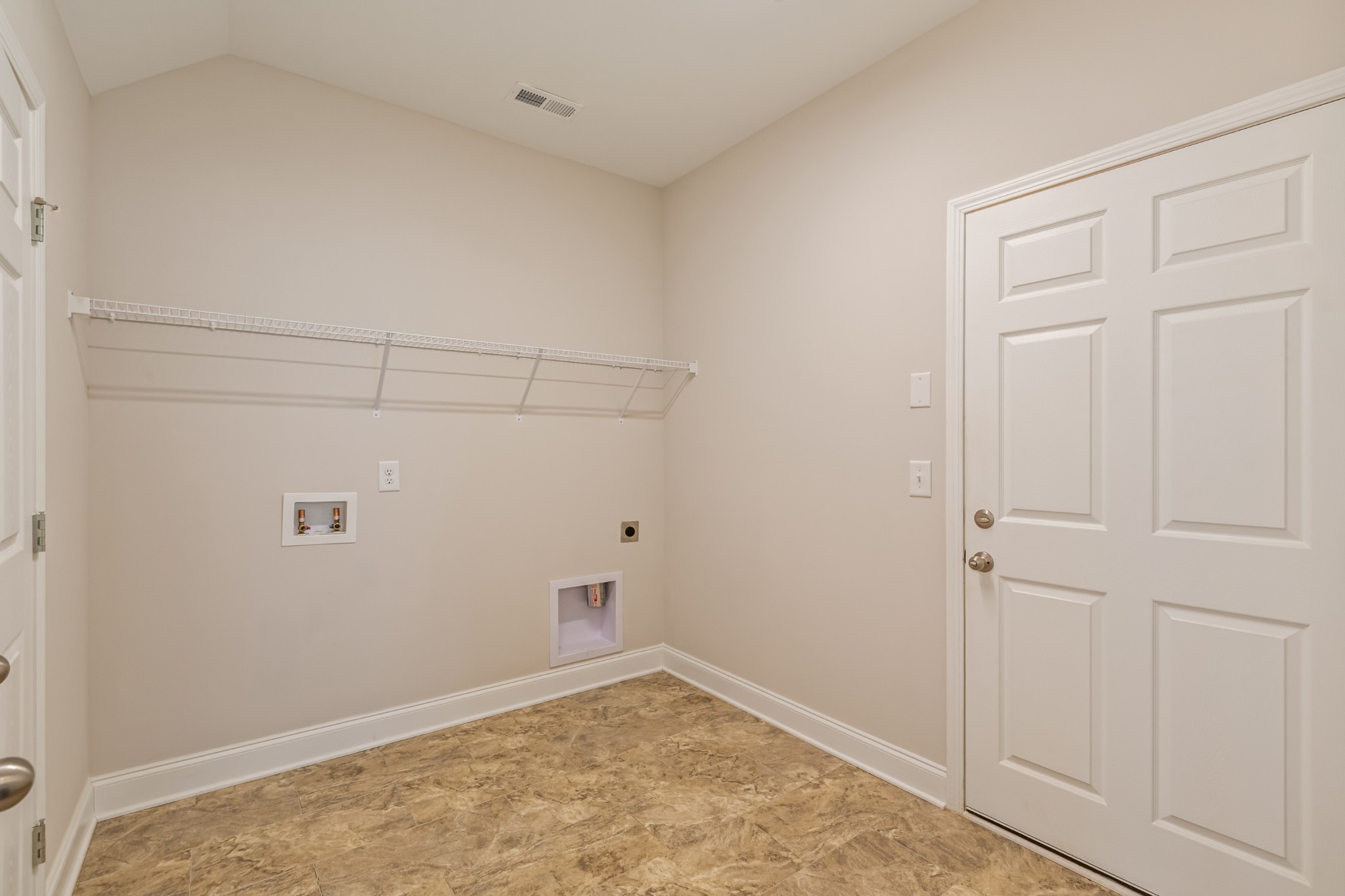 867 Meadowcrest Way