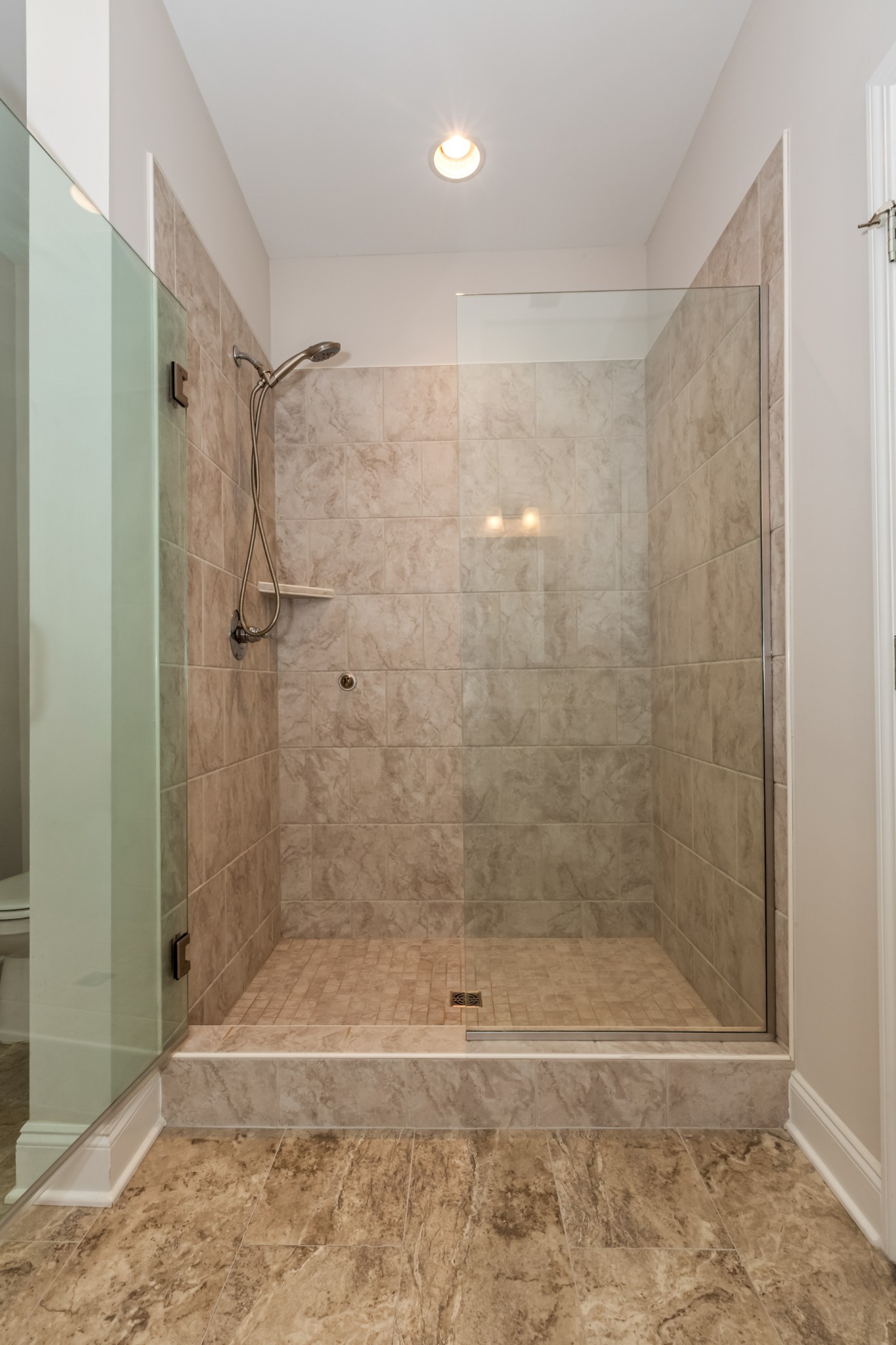 867 Meadowcrest Way
