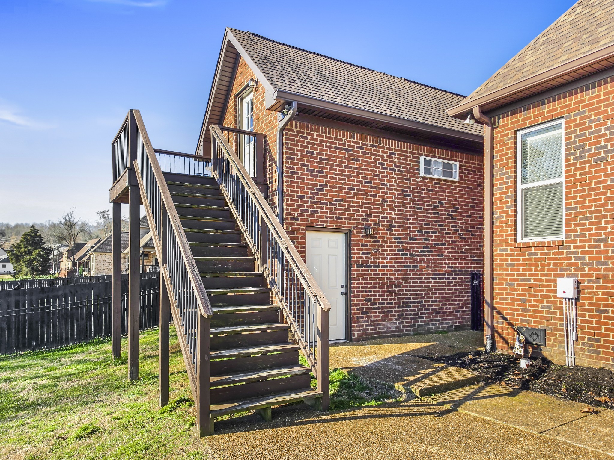 1133 Mires Rd