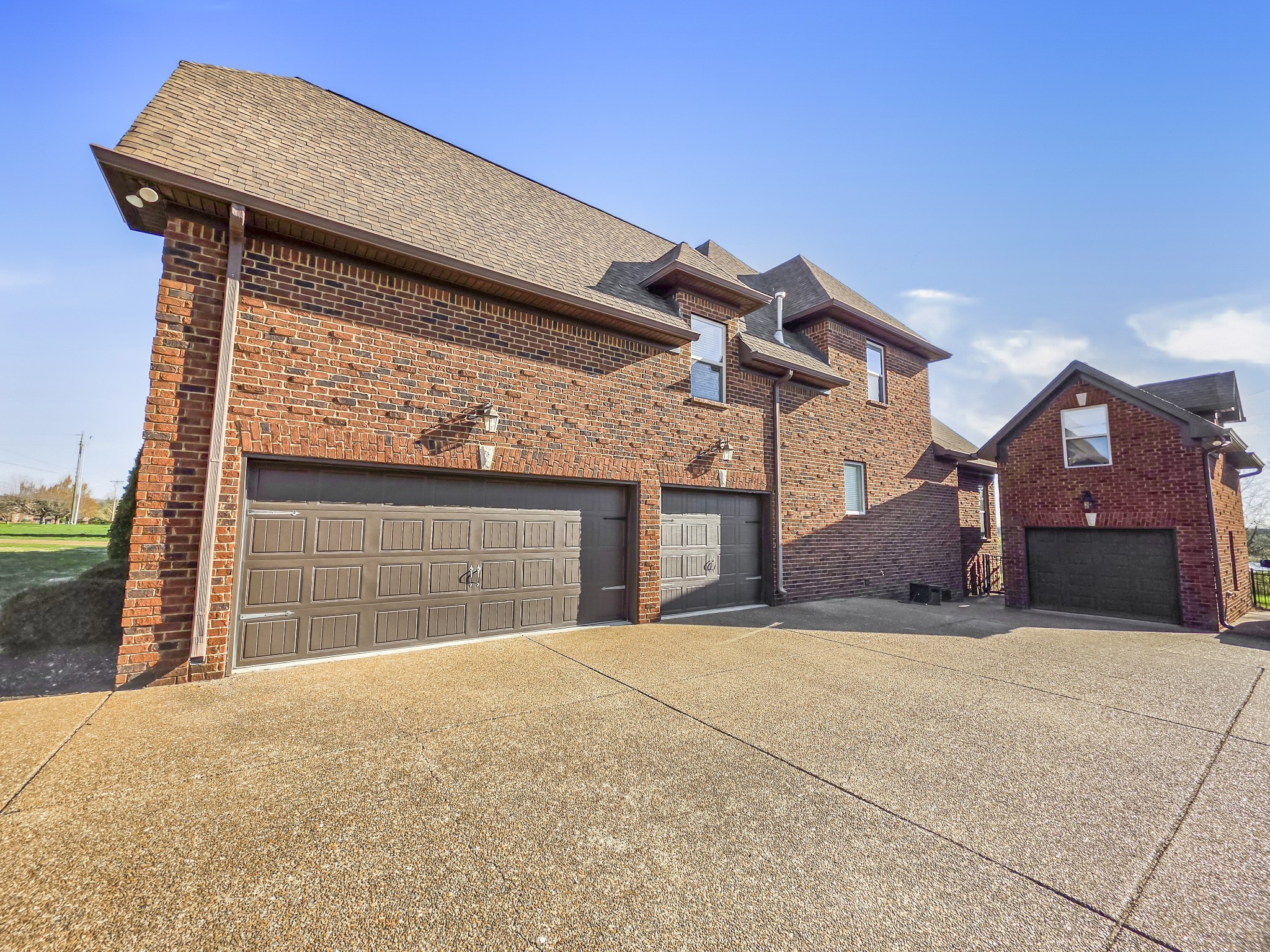 1133 Mires Rd