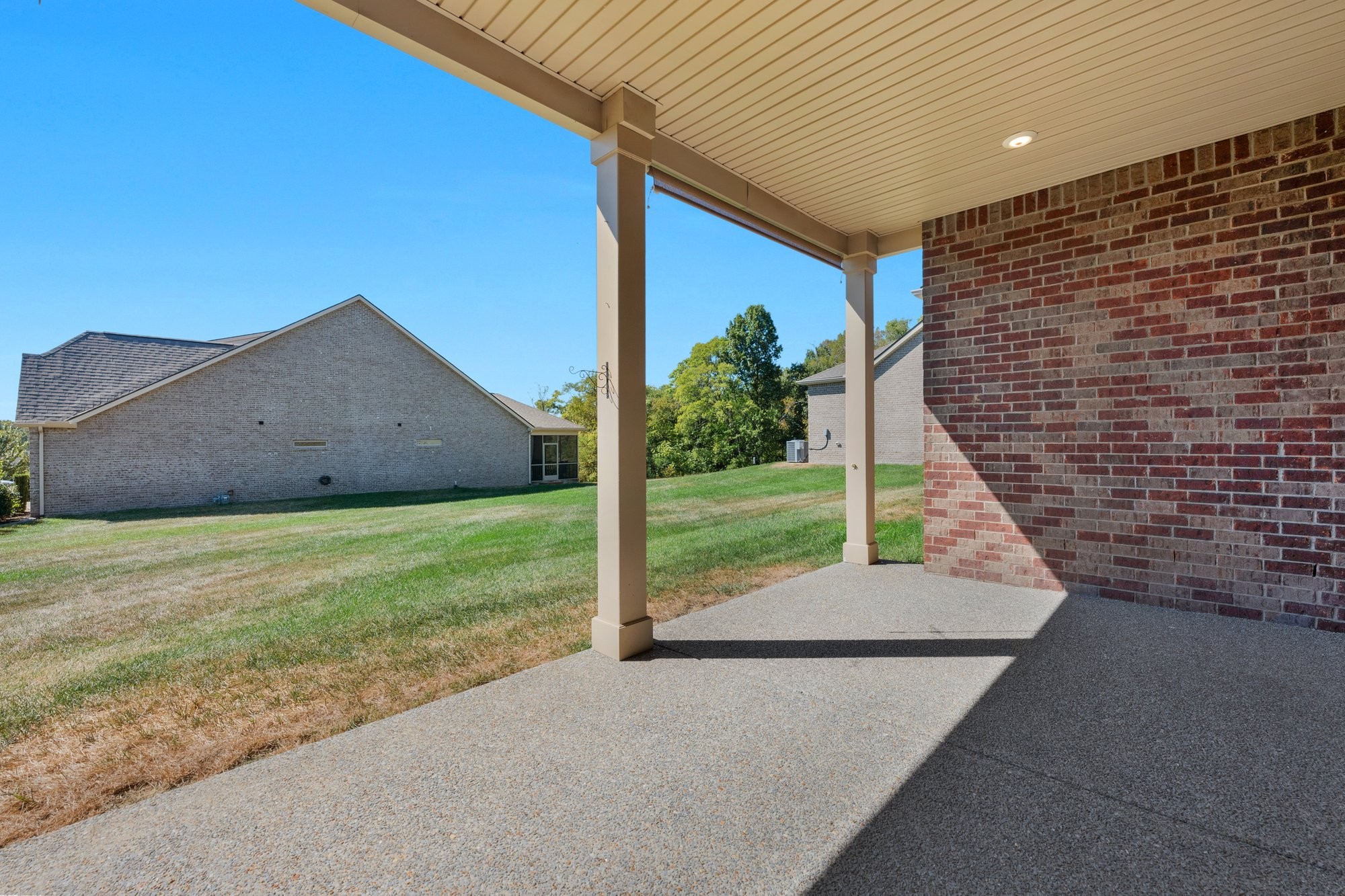 1801 Ravenwood Ct