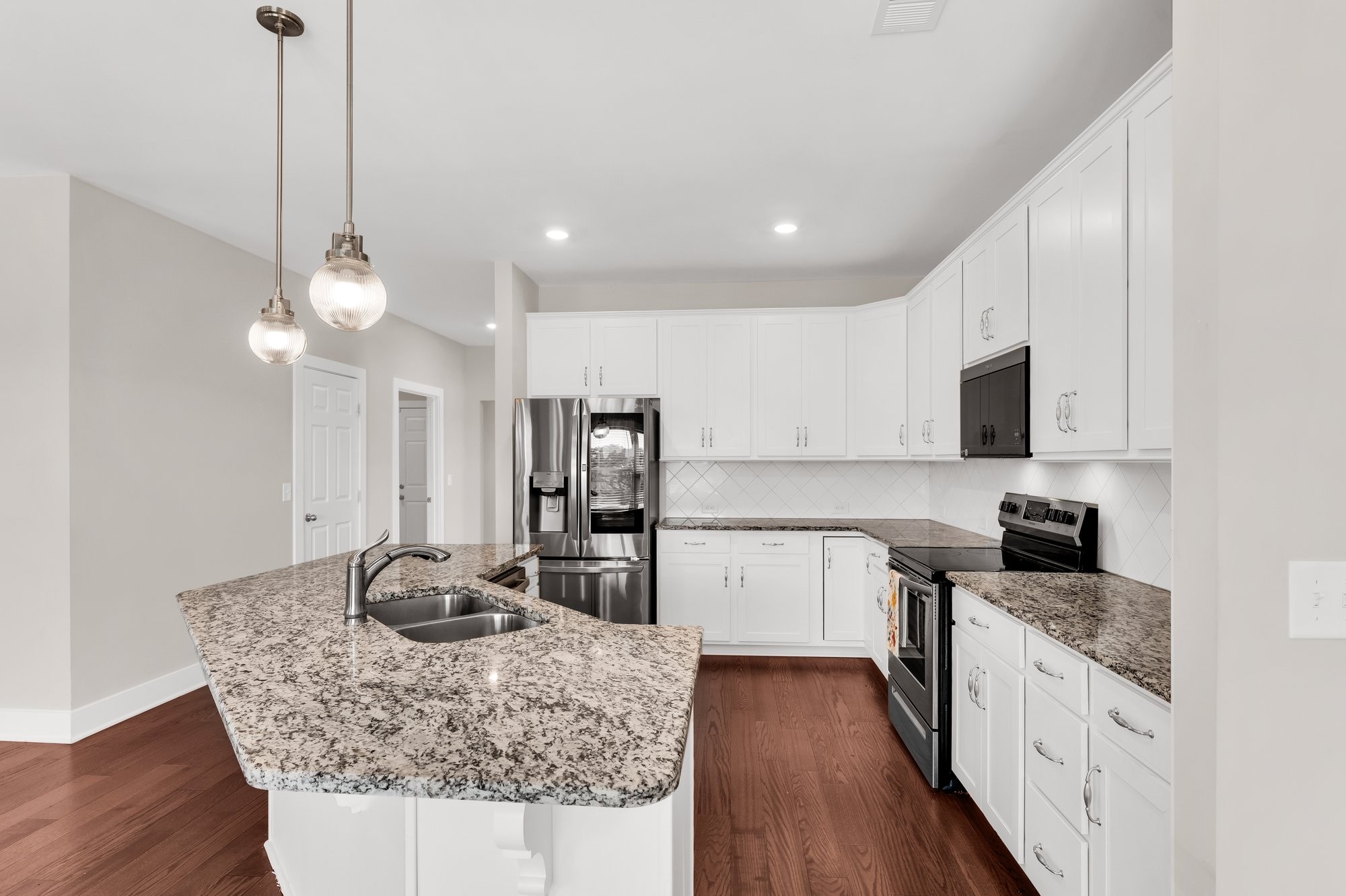 1801 Ravenwood Ct