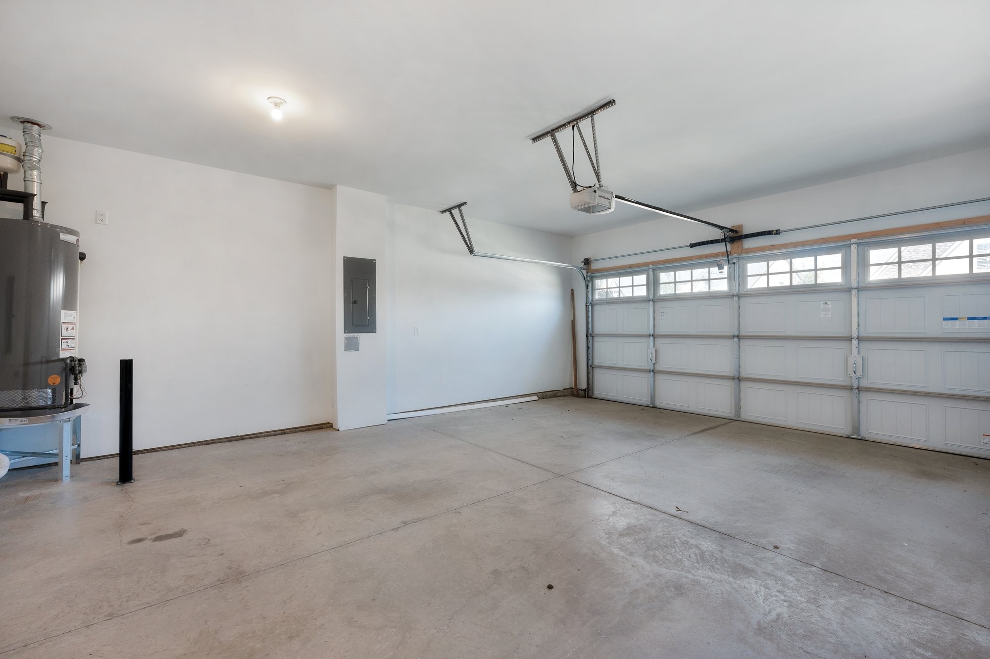 1801 Ravenwood Ct