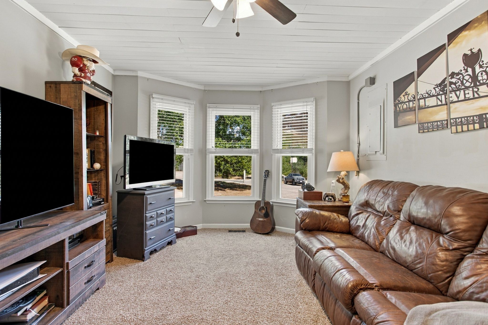 1156 Weaver Farm Ln