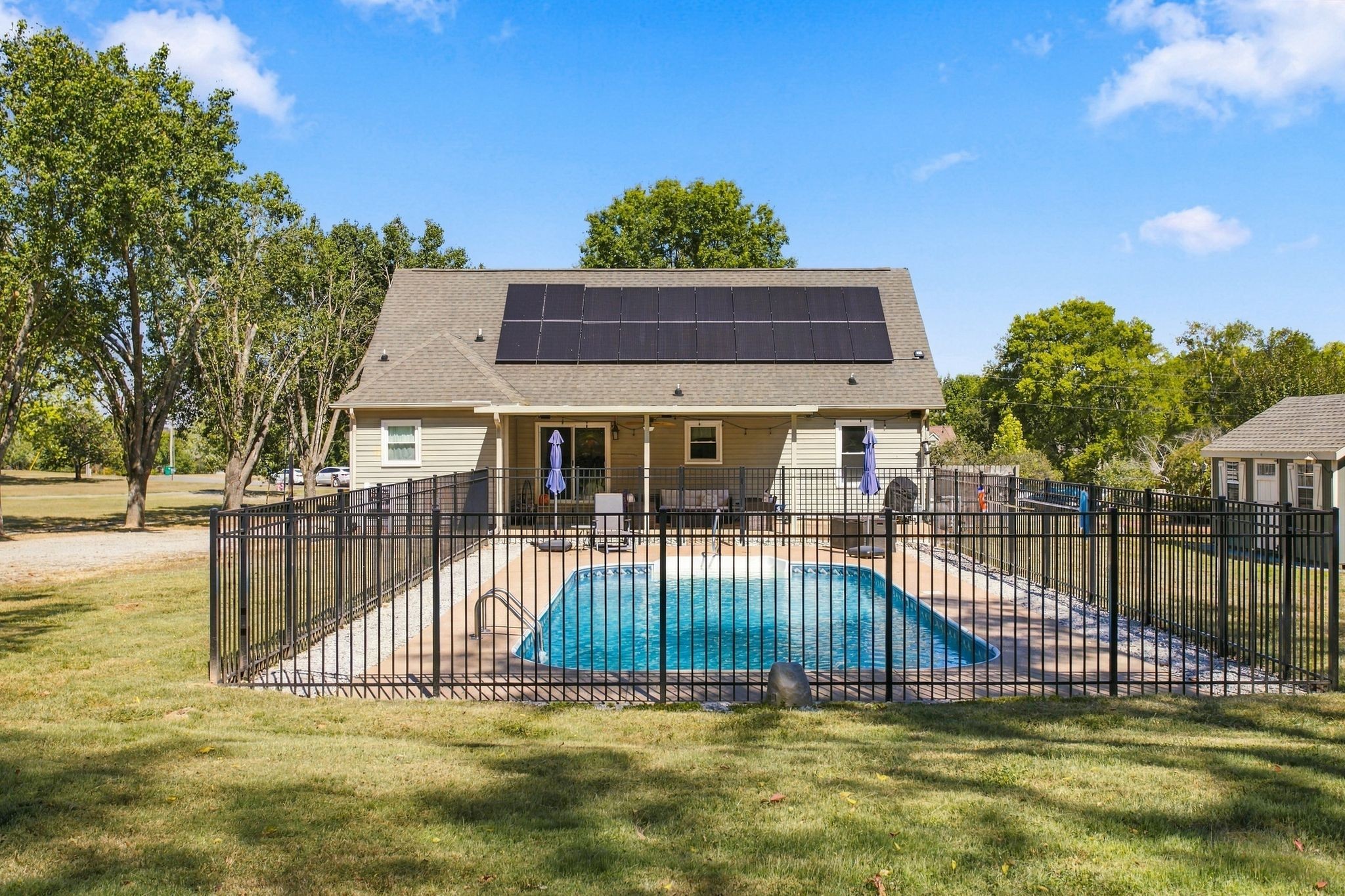 1156 Weaver Farm Ln