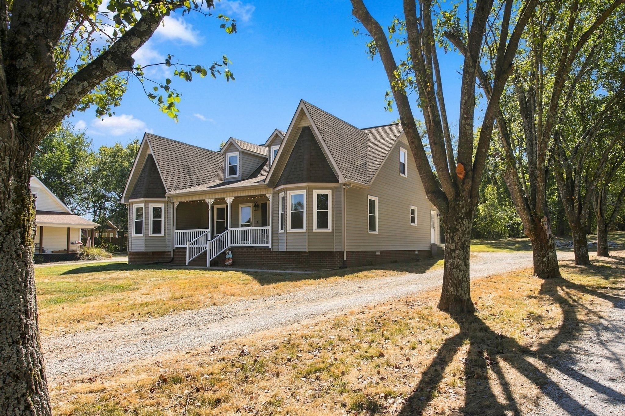 1156 Weaver Farm Ln
