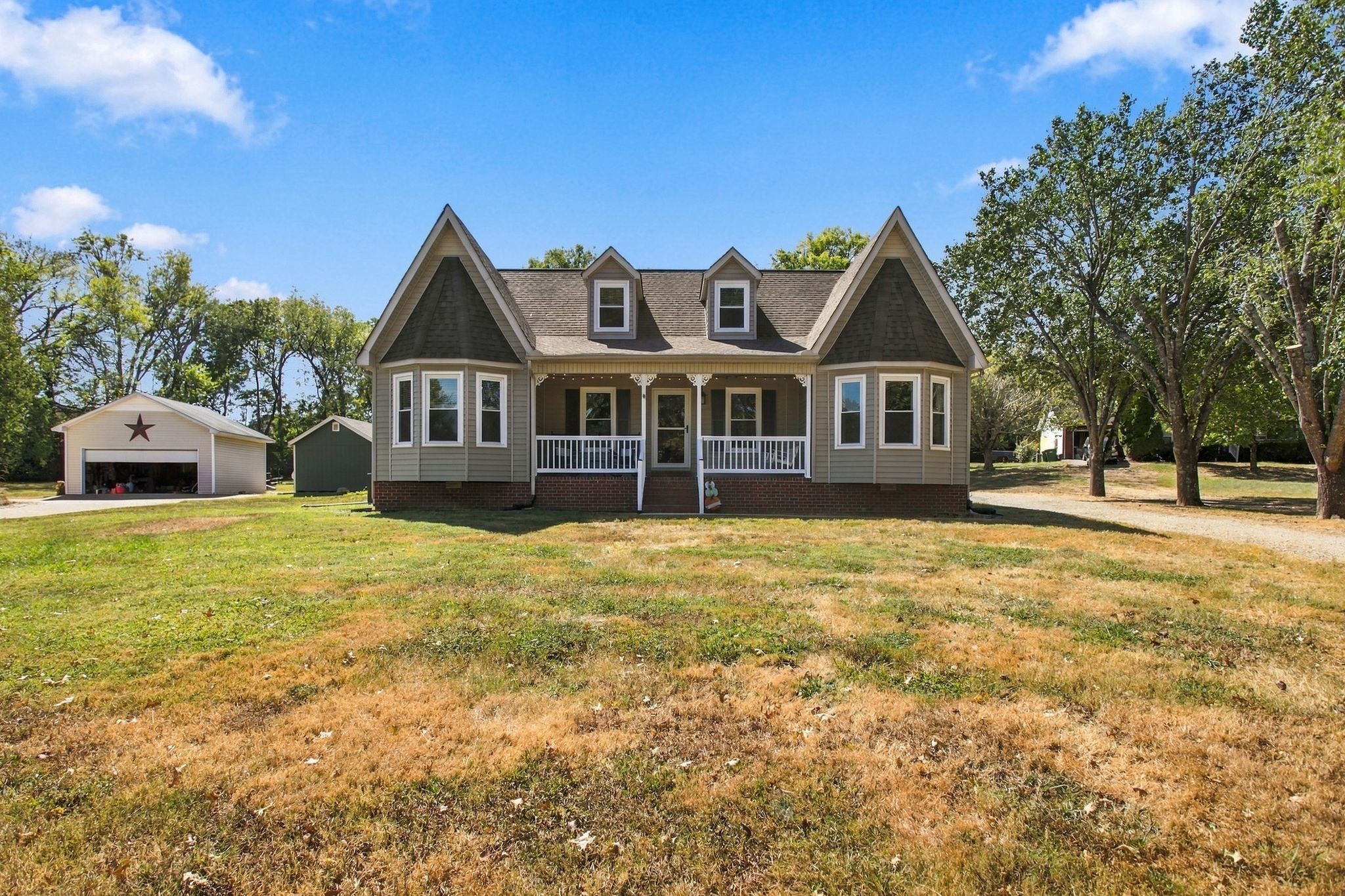 1156 Weaver Farm Ln