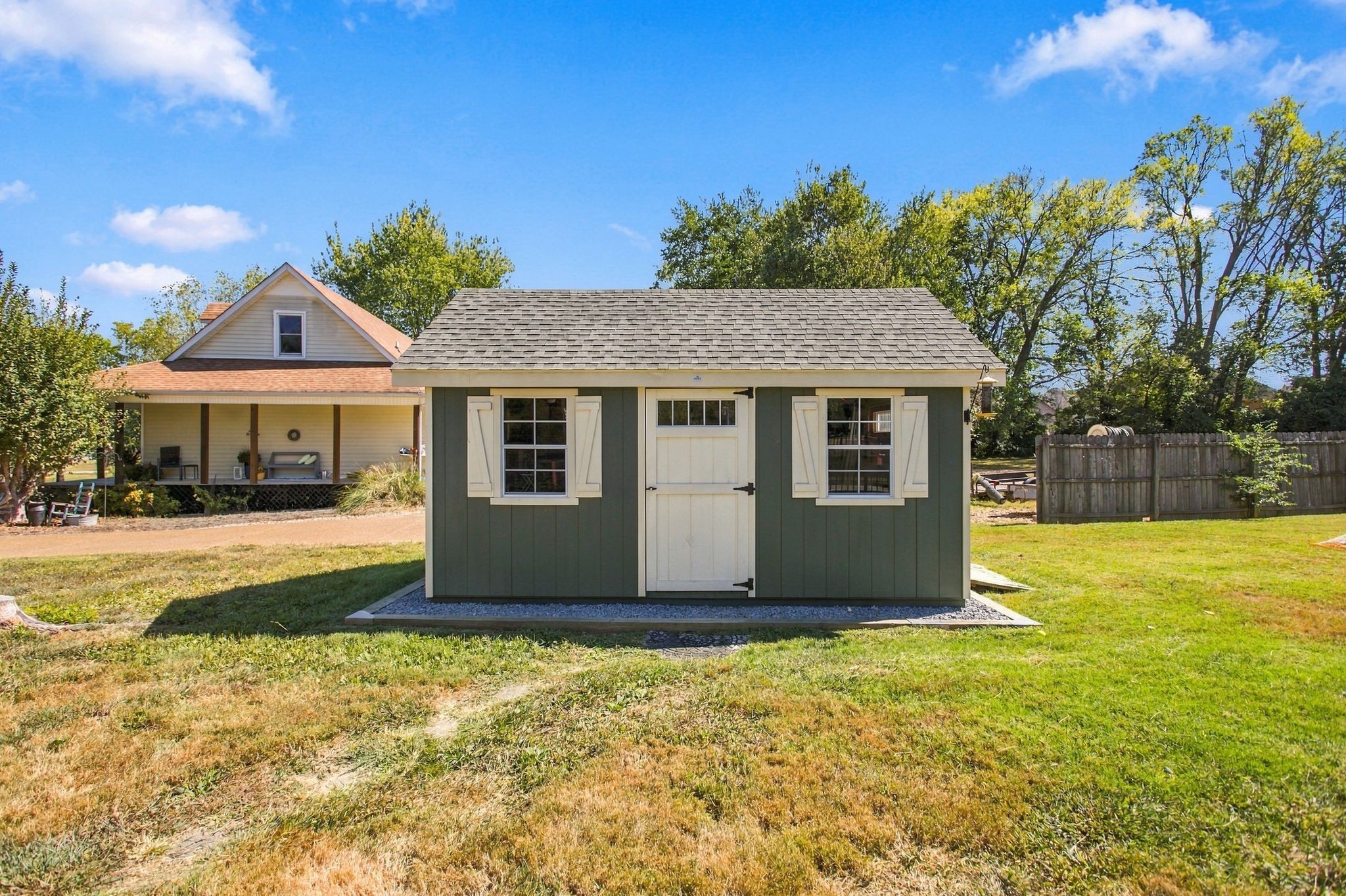 1156 Weaver Farm Ln