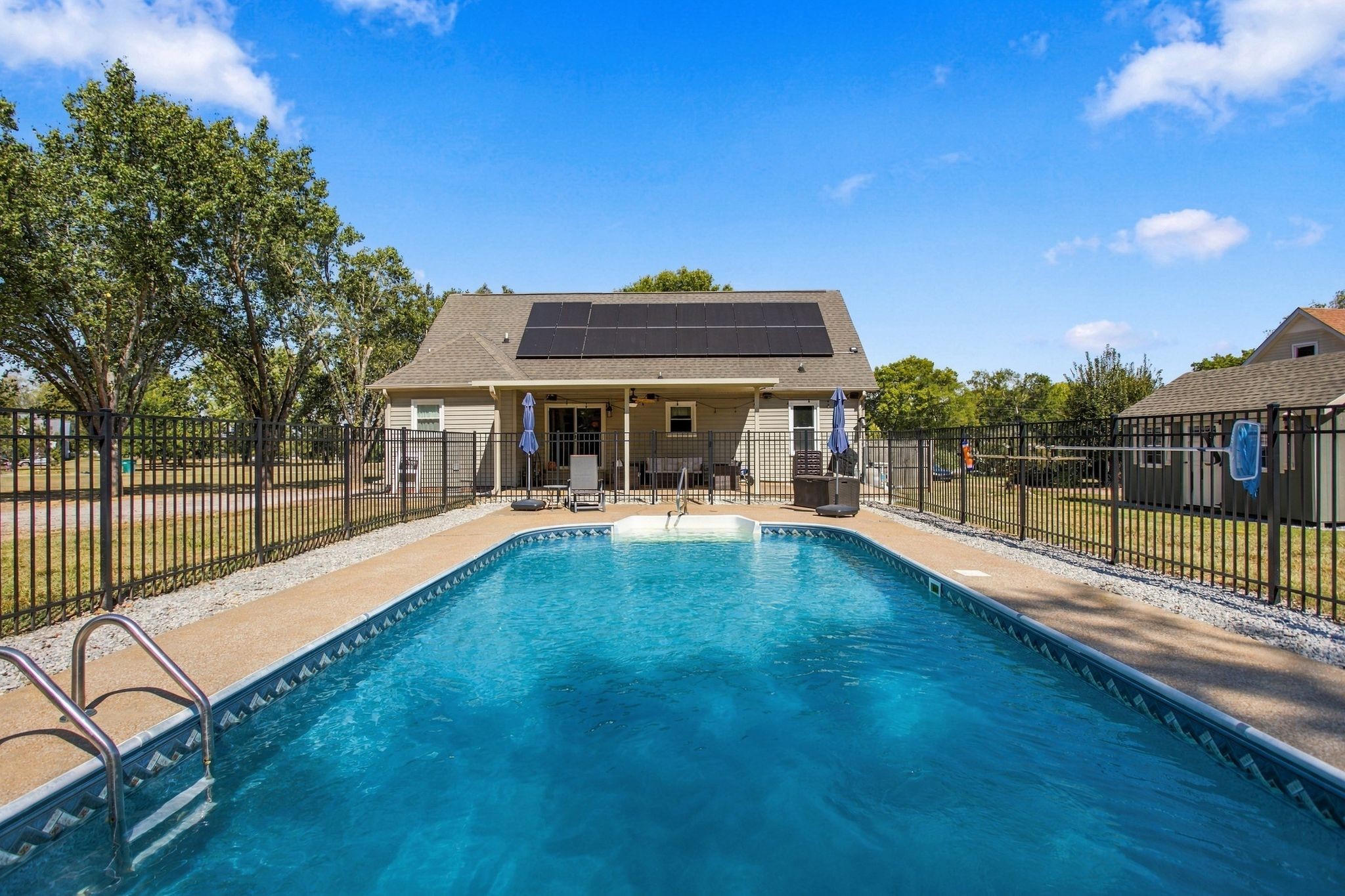 1156 Weaver Farm Ln
