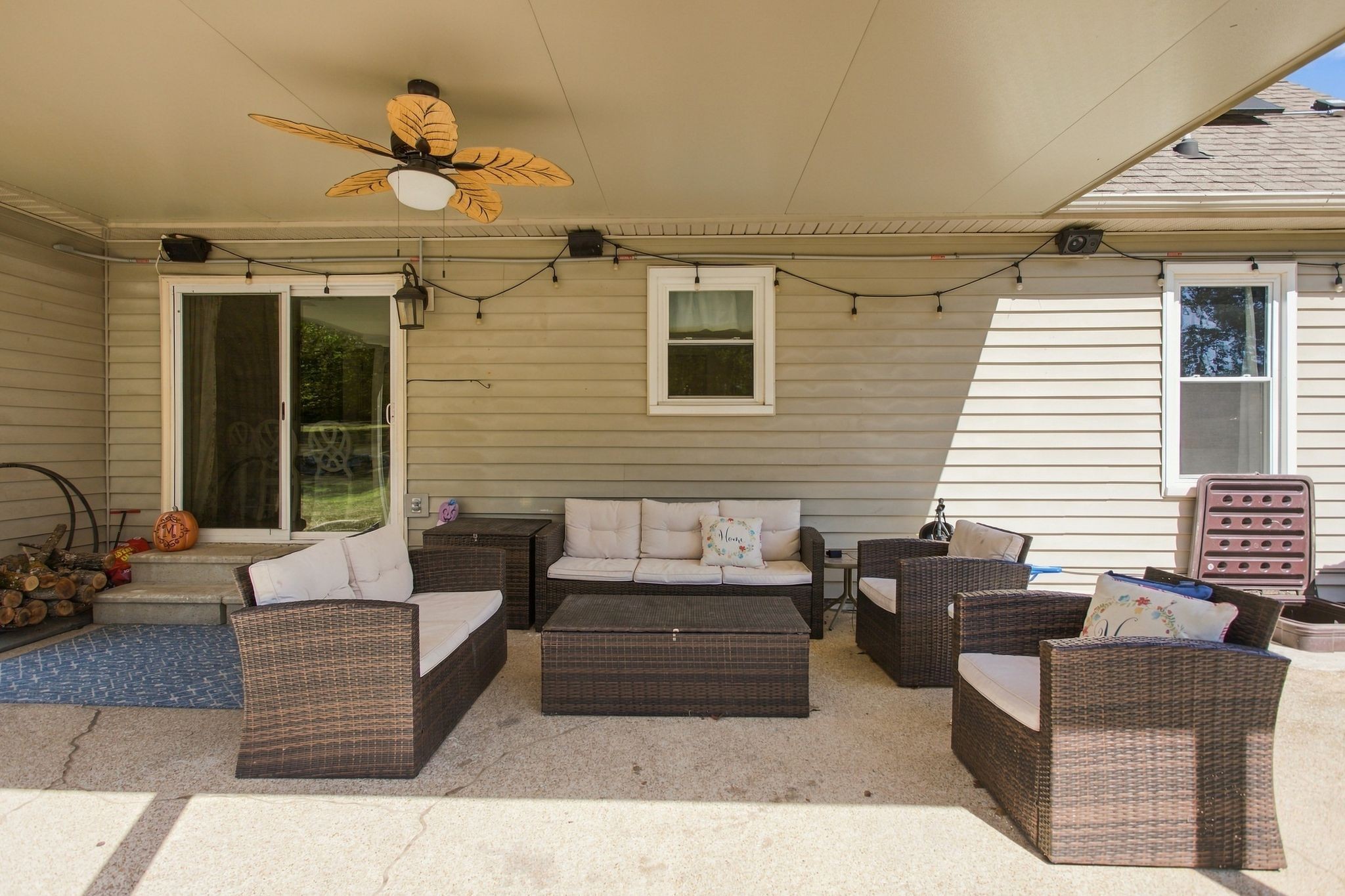 1156 Weaver Farm Ln