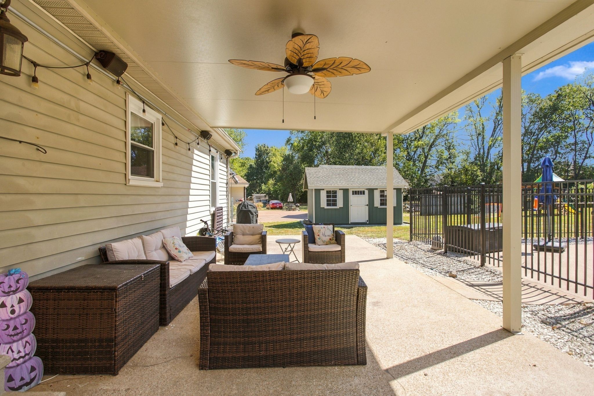 1156 Weaver Farm Ln