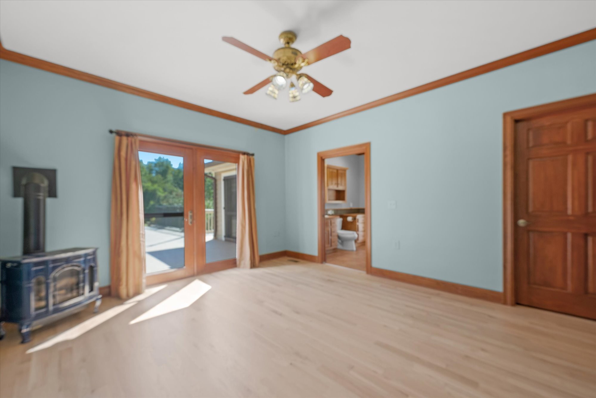 3522 Belotes Ferry Rd