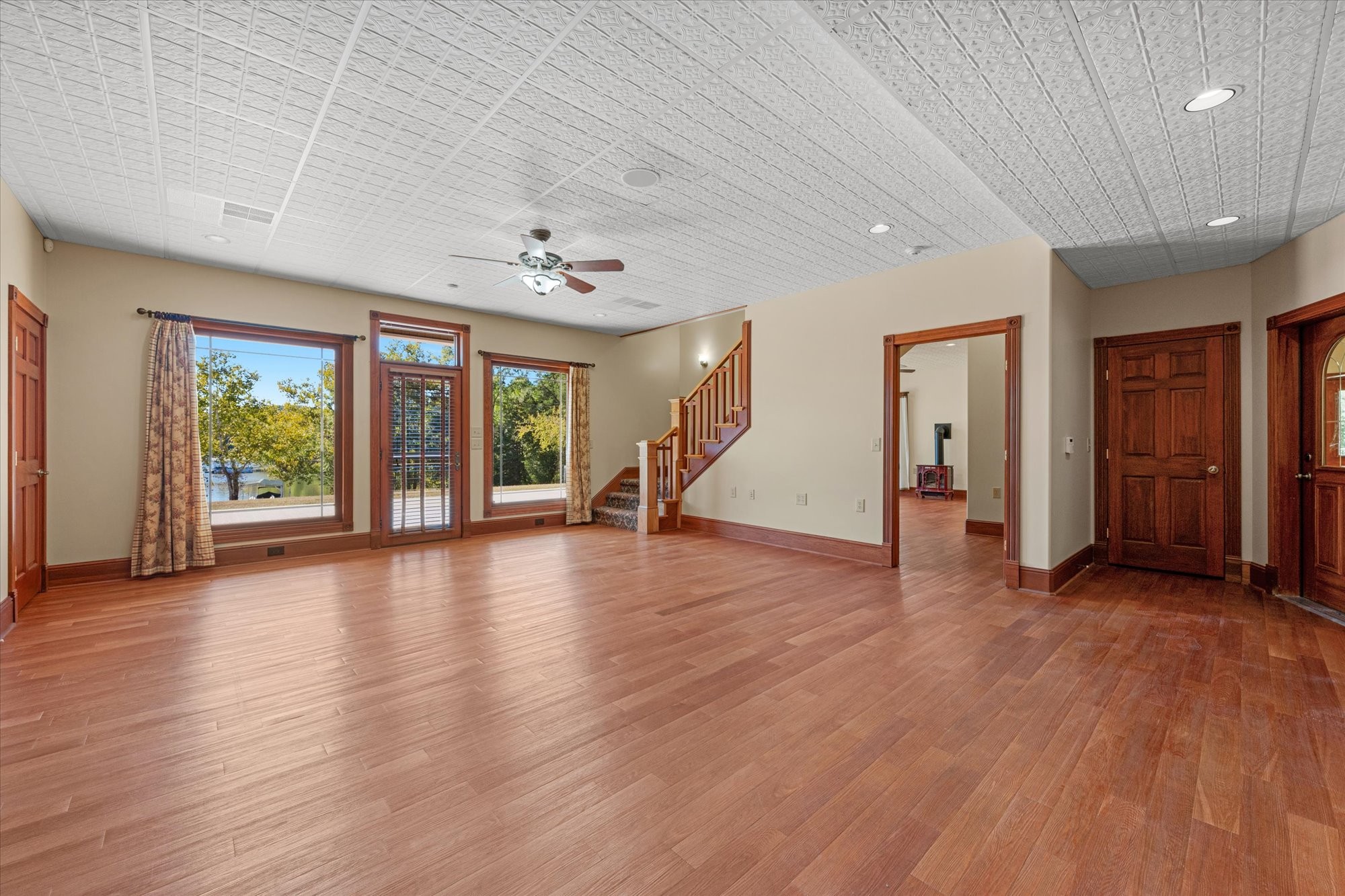 3522 Belotes Ferry Rd