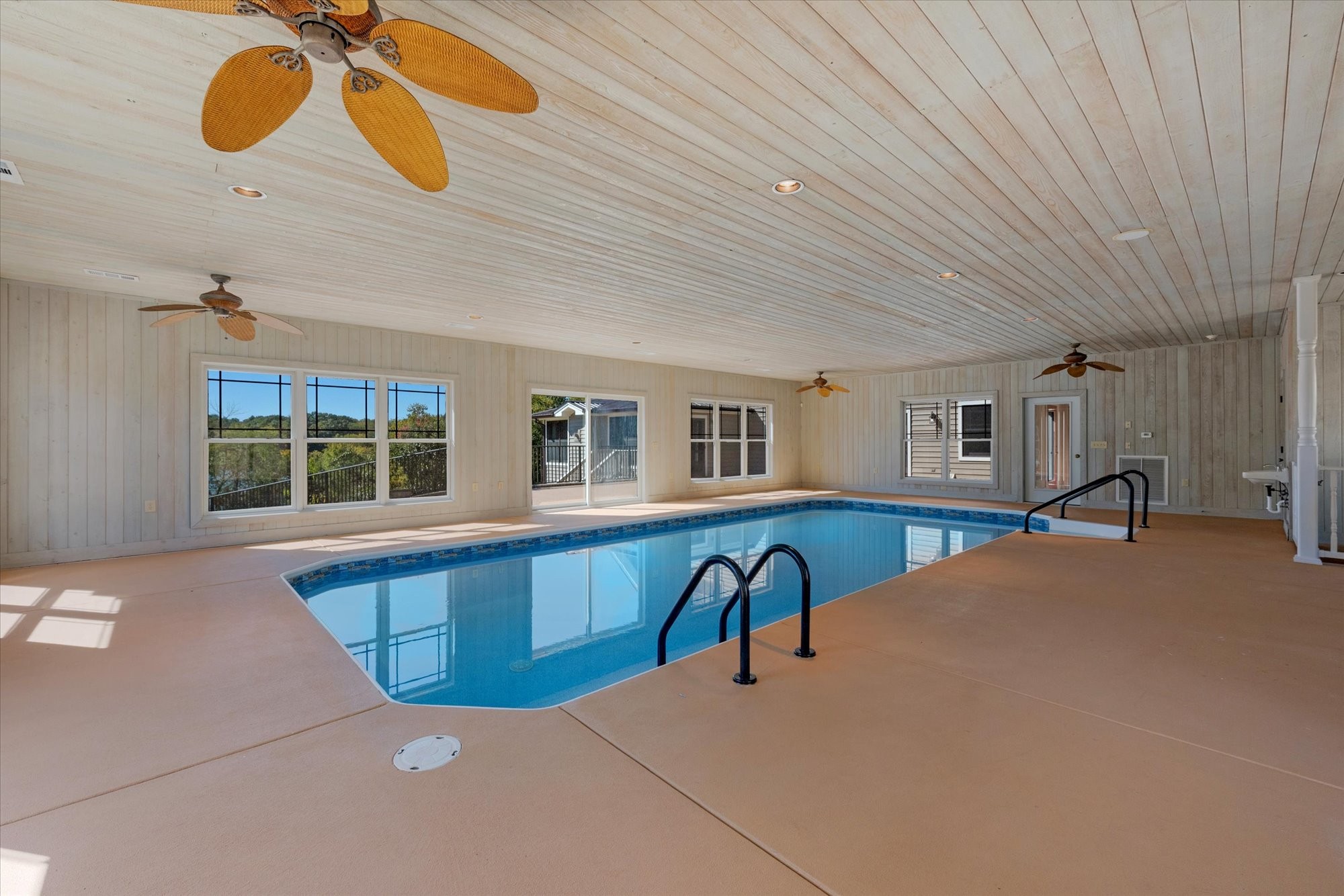 3522 Belotes Ferry Rd