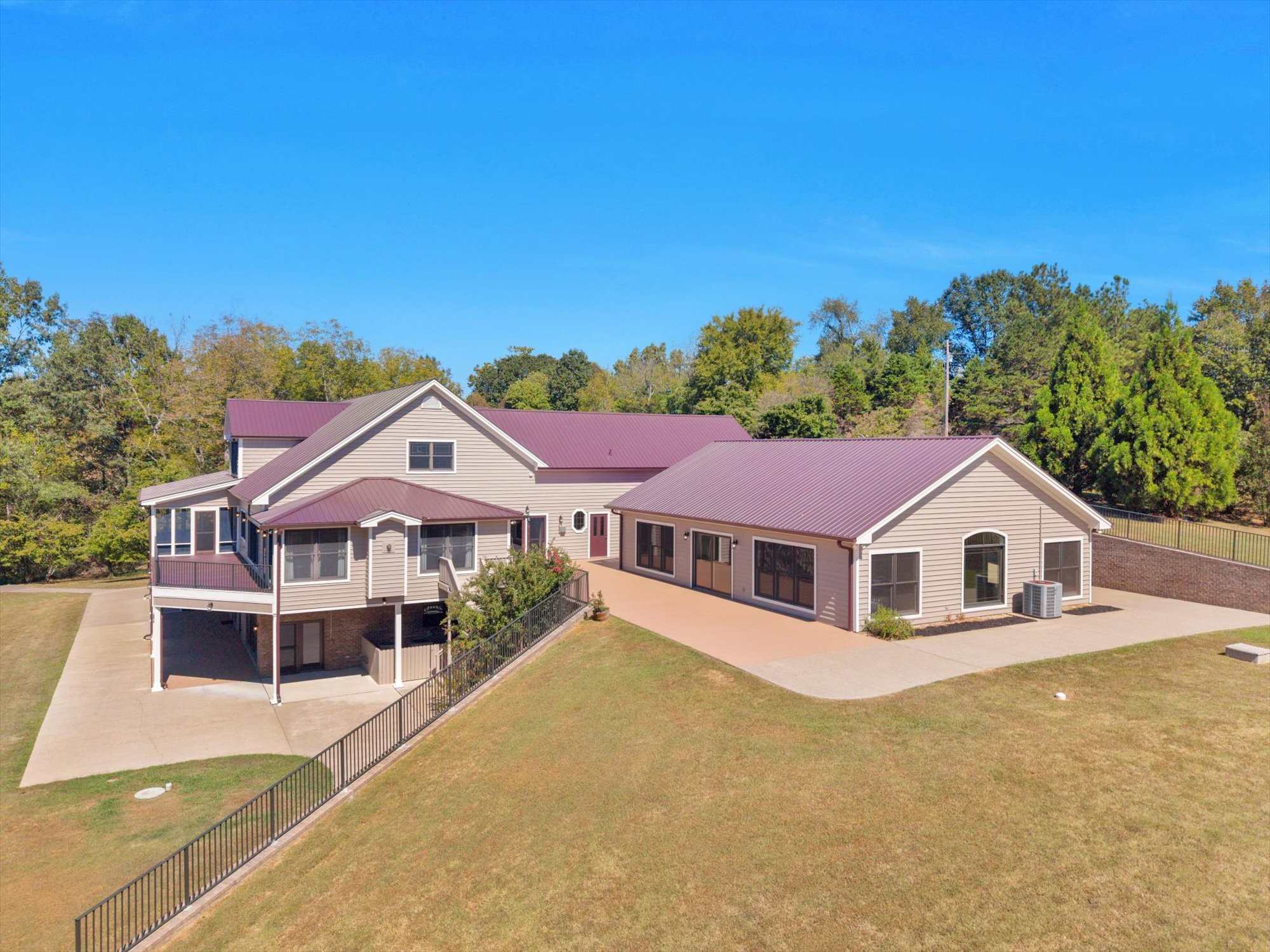 3522 Belotes Ferry Rd