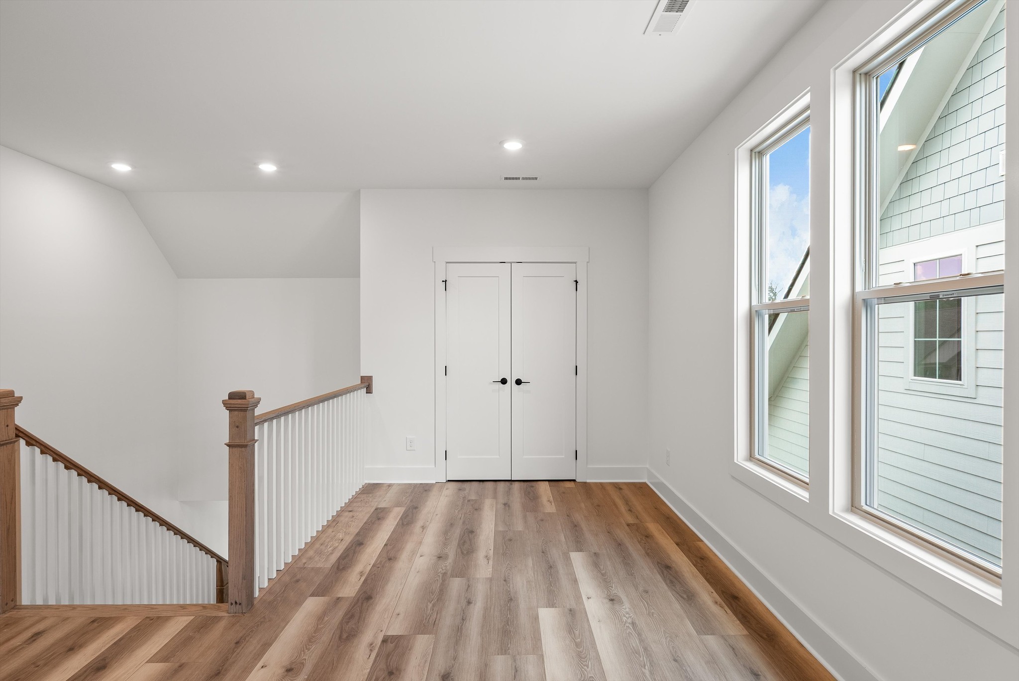 1305 Alderwood Pass