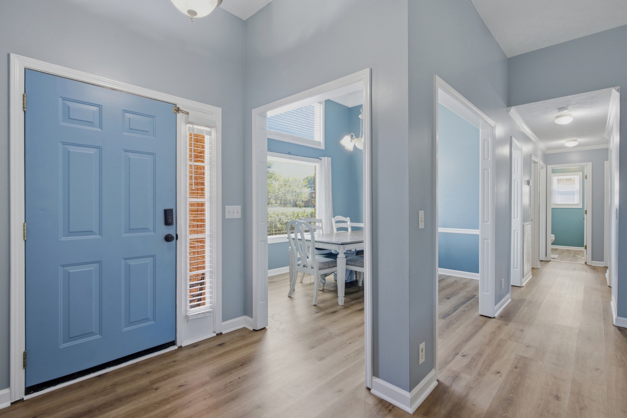 1050 Moncrief Cir