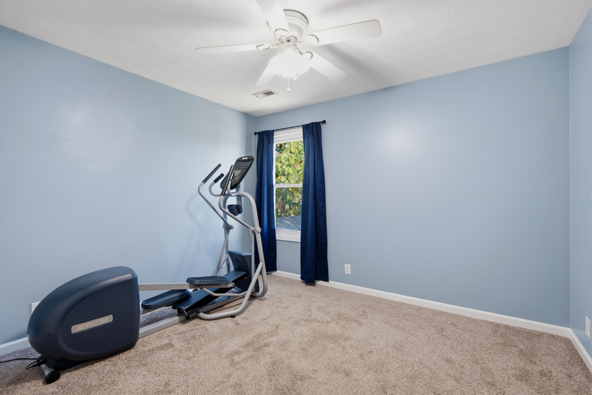 1050 Moncrief Cir