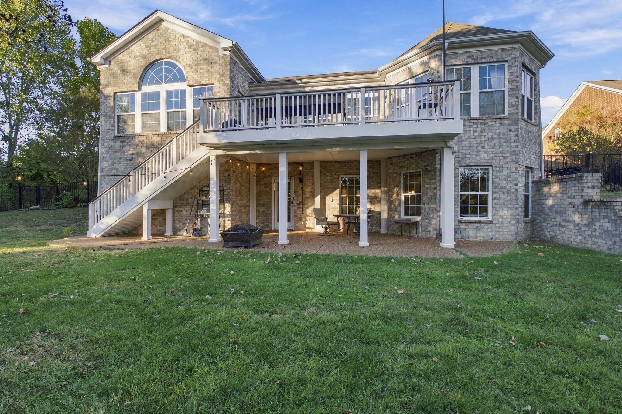 803 Saddle Ridge Dr