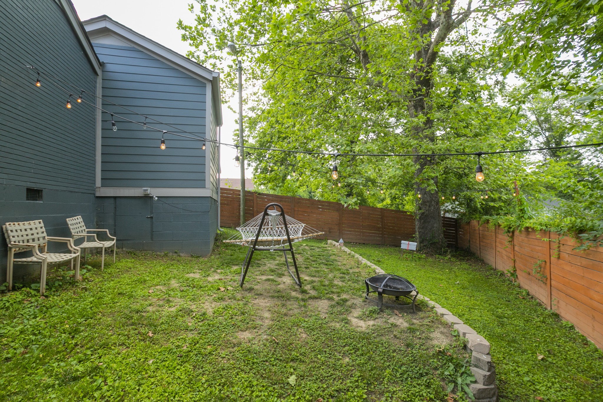 2626 Jenkins St