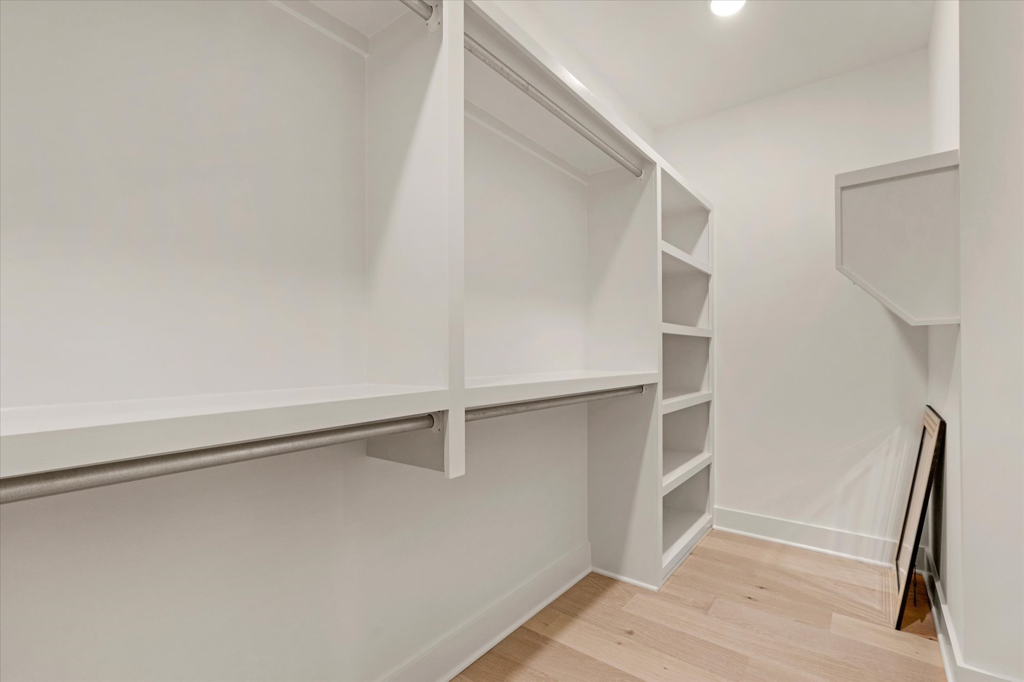 814 Brookdale Ct