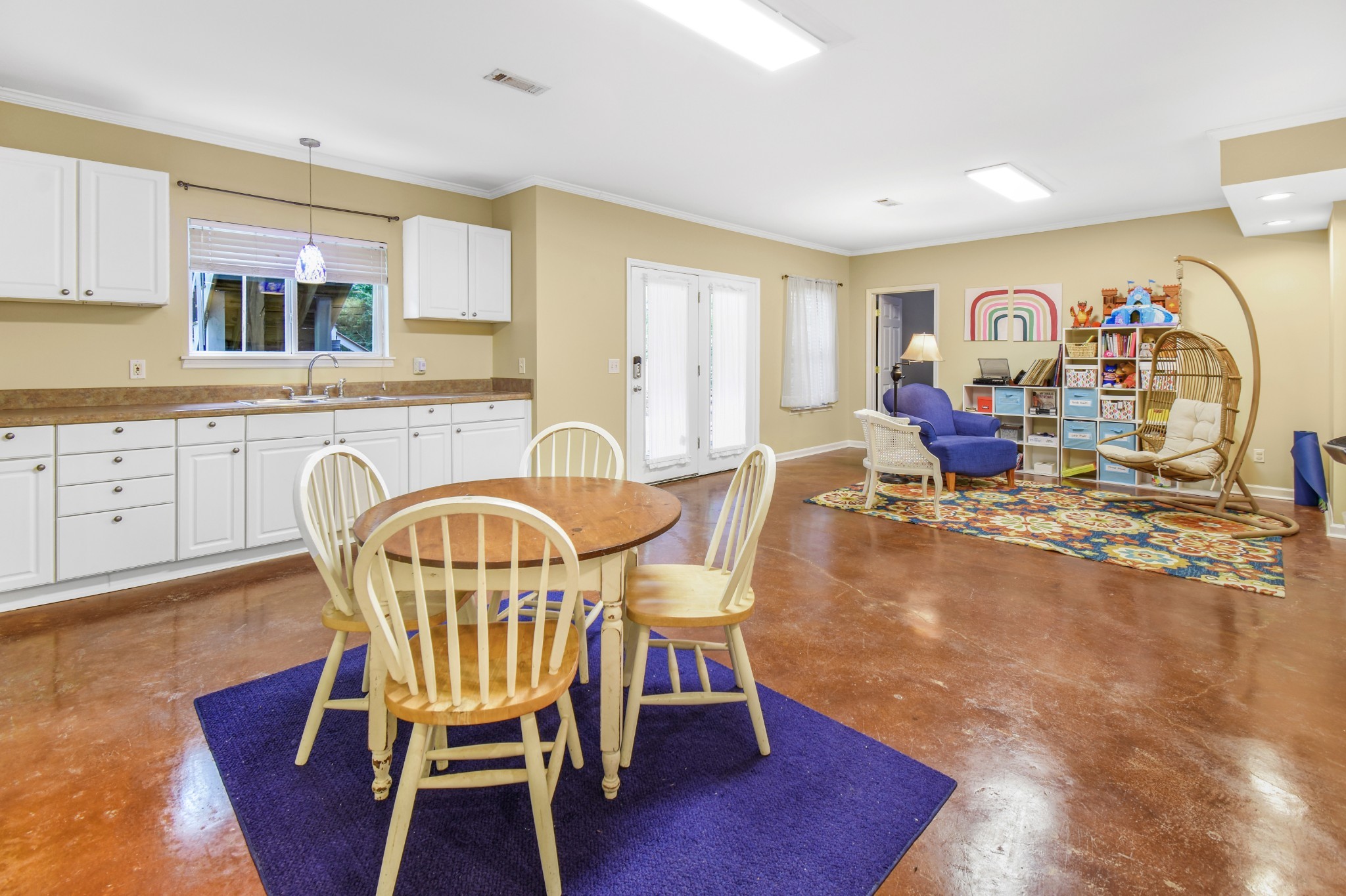 304 Forest Bend Dr
