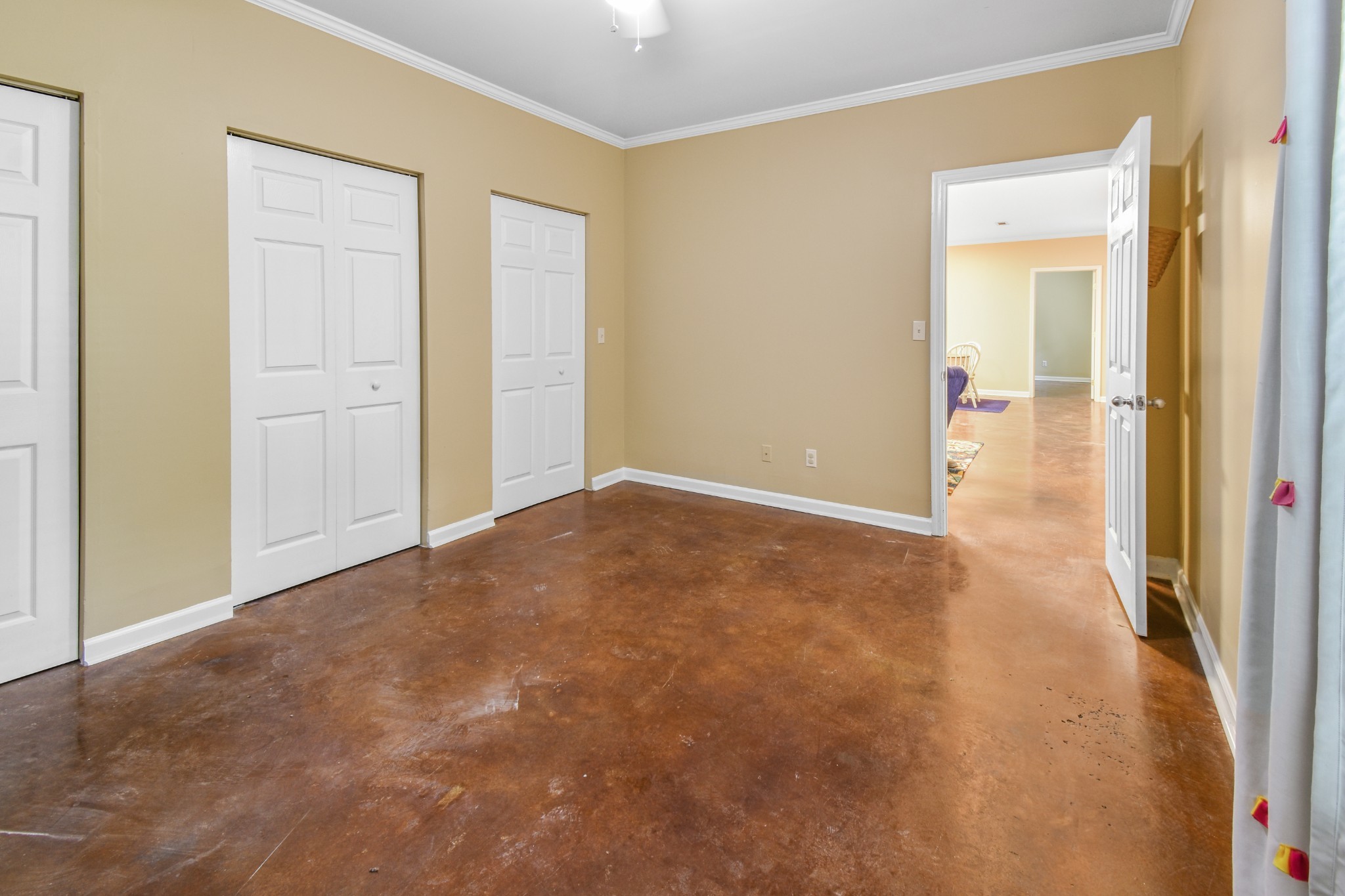 304 Forest Bend Dr