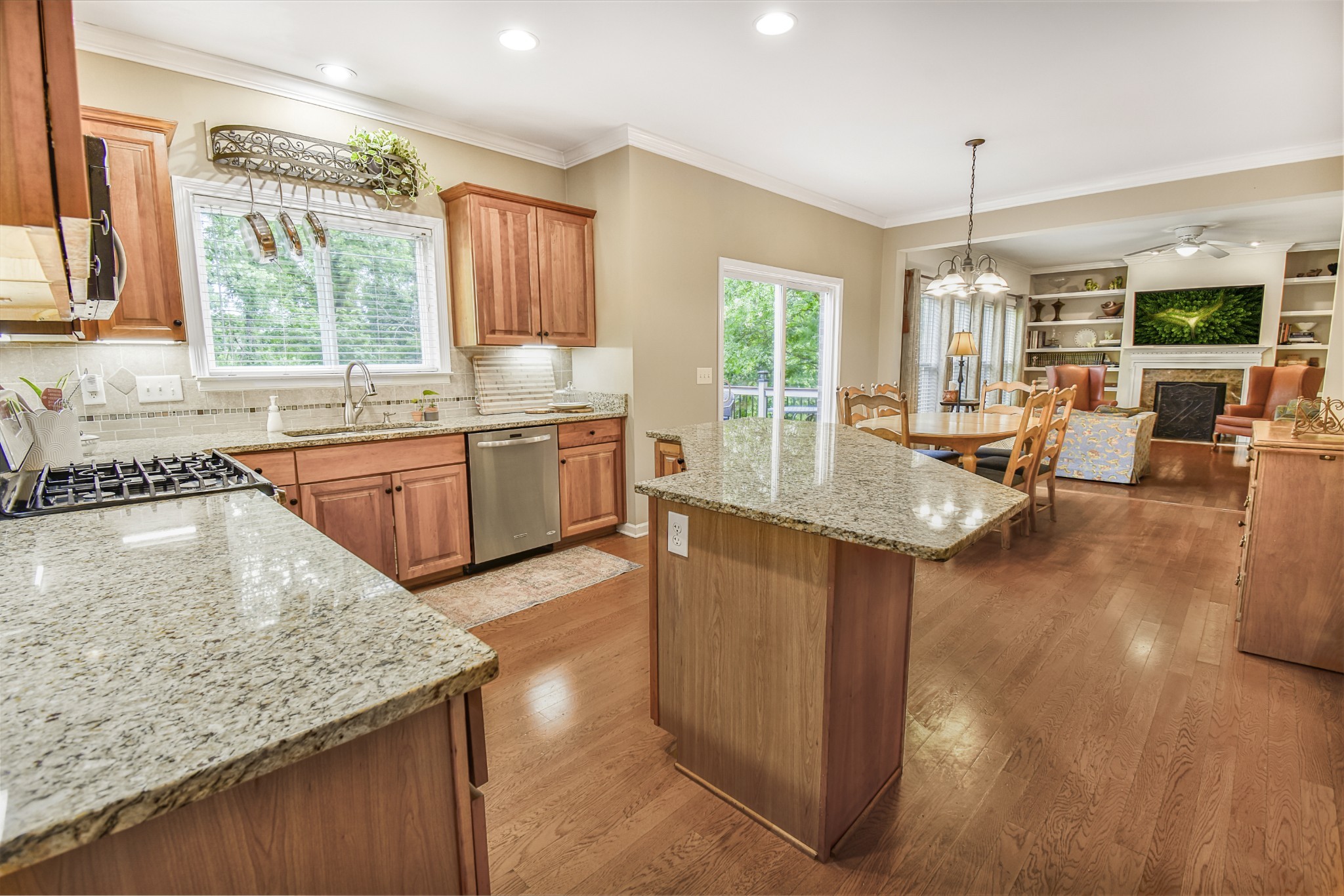304 Forest Bend Dr
