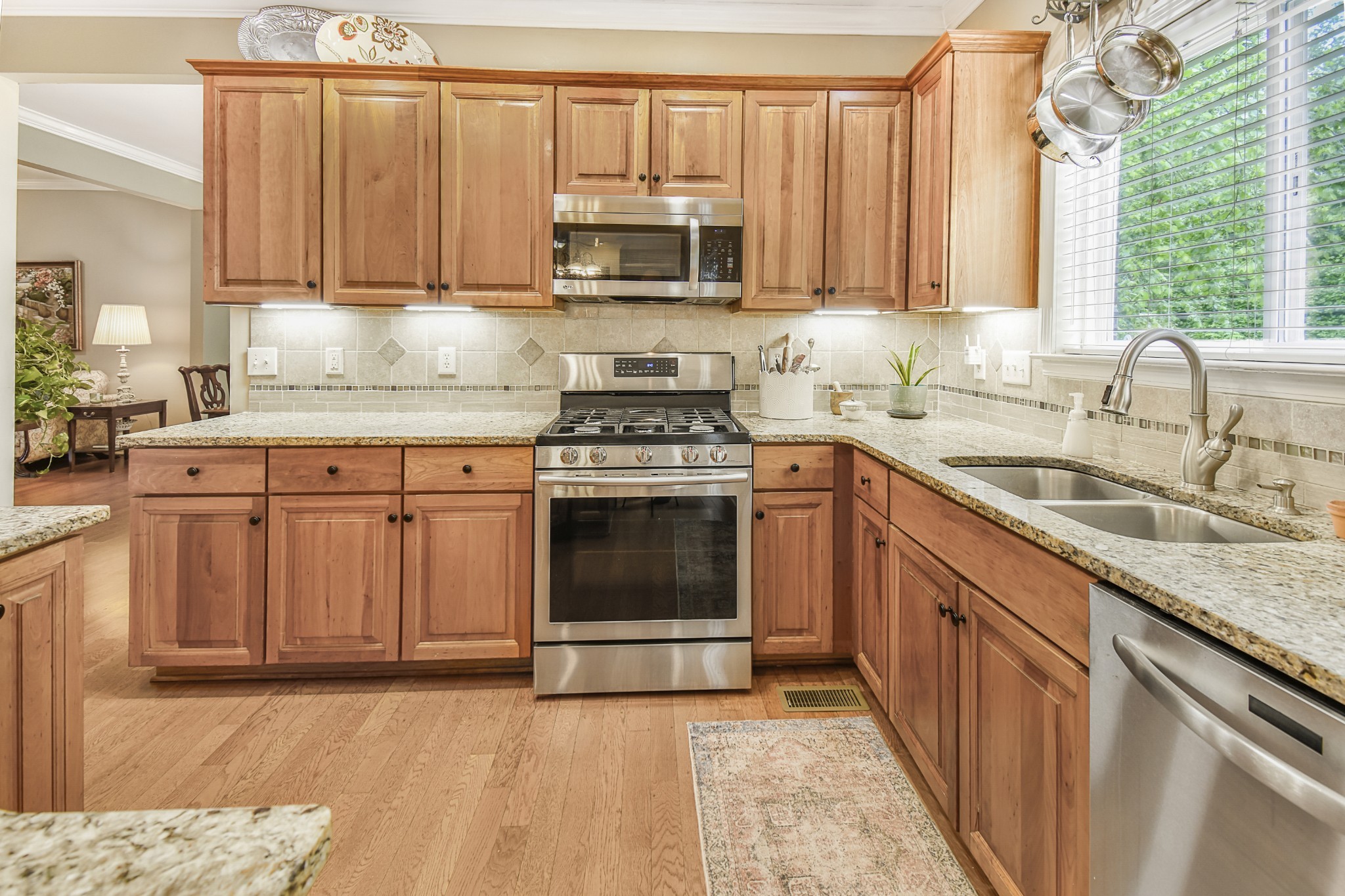 304 Forest Bend Dr