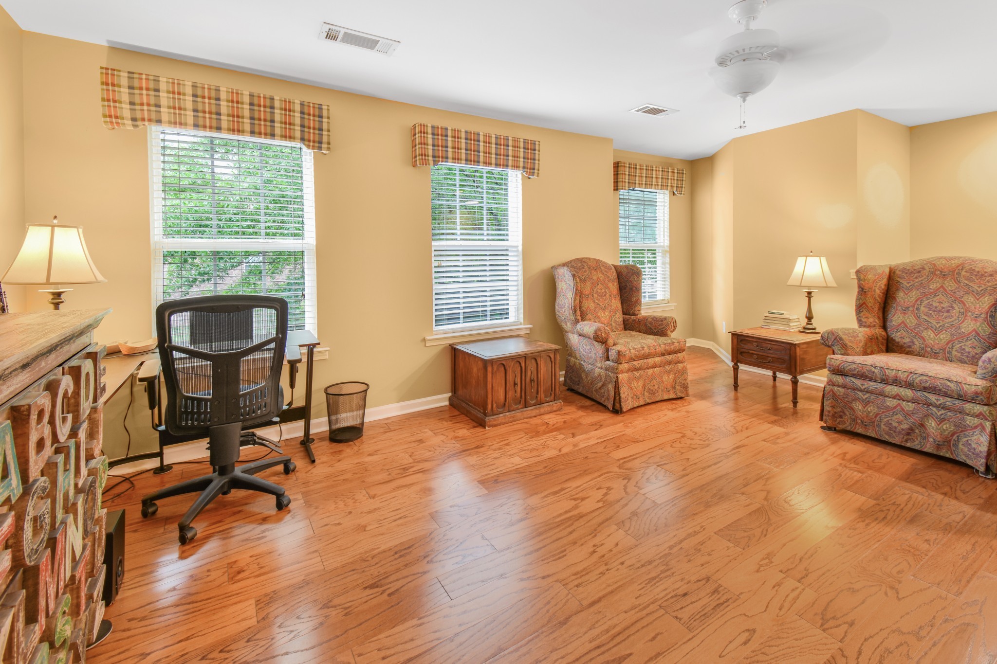 304 Forest Bend Dr