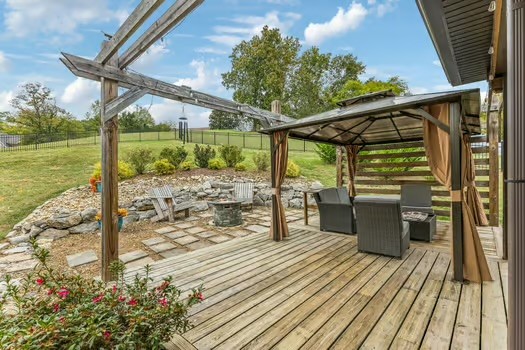1100 Port William Ct