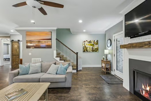 1100 Port William Ct