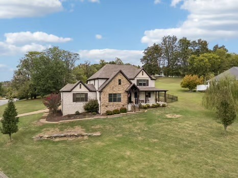 1100 Port William Ct