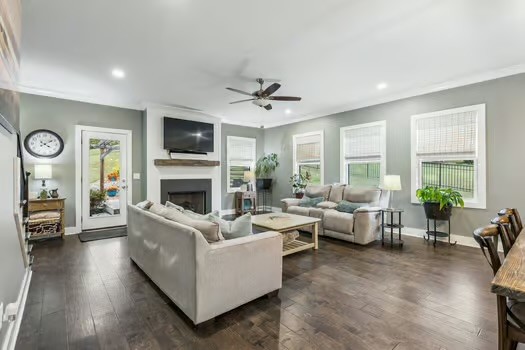 1100 Port William Ct
