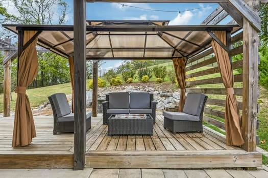 1100 Port William Ct