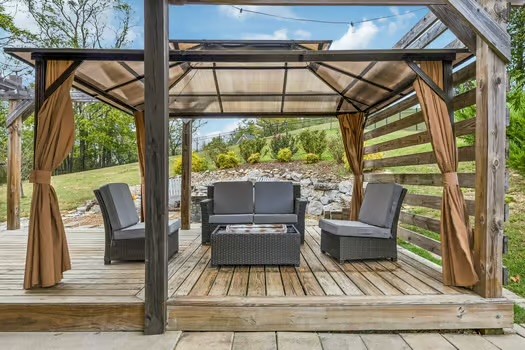 1100 Port William Ct