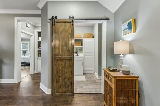 1100 Port William Ct