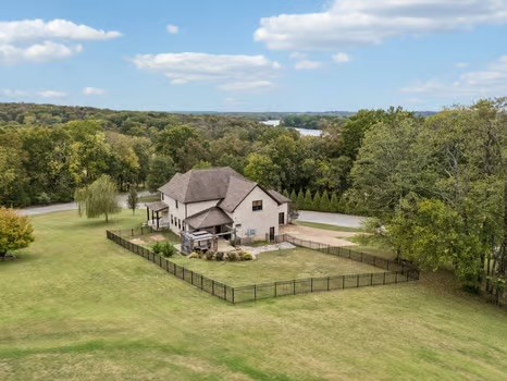 1100 Port William Ct