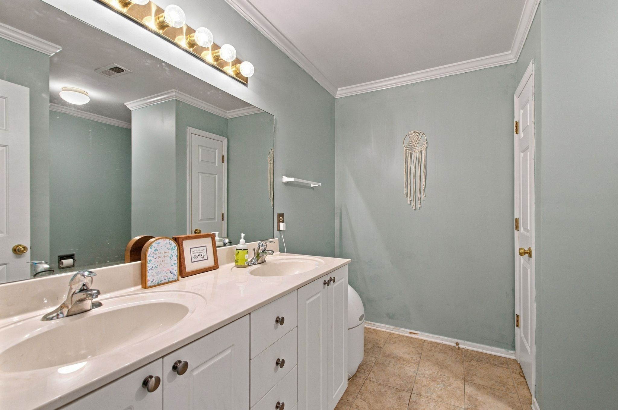 2121 Highway 12, S Unit: 116