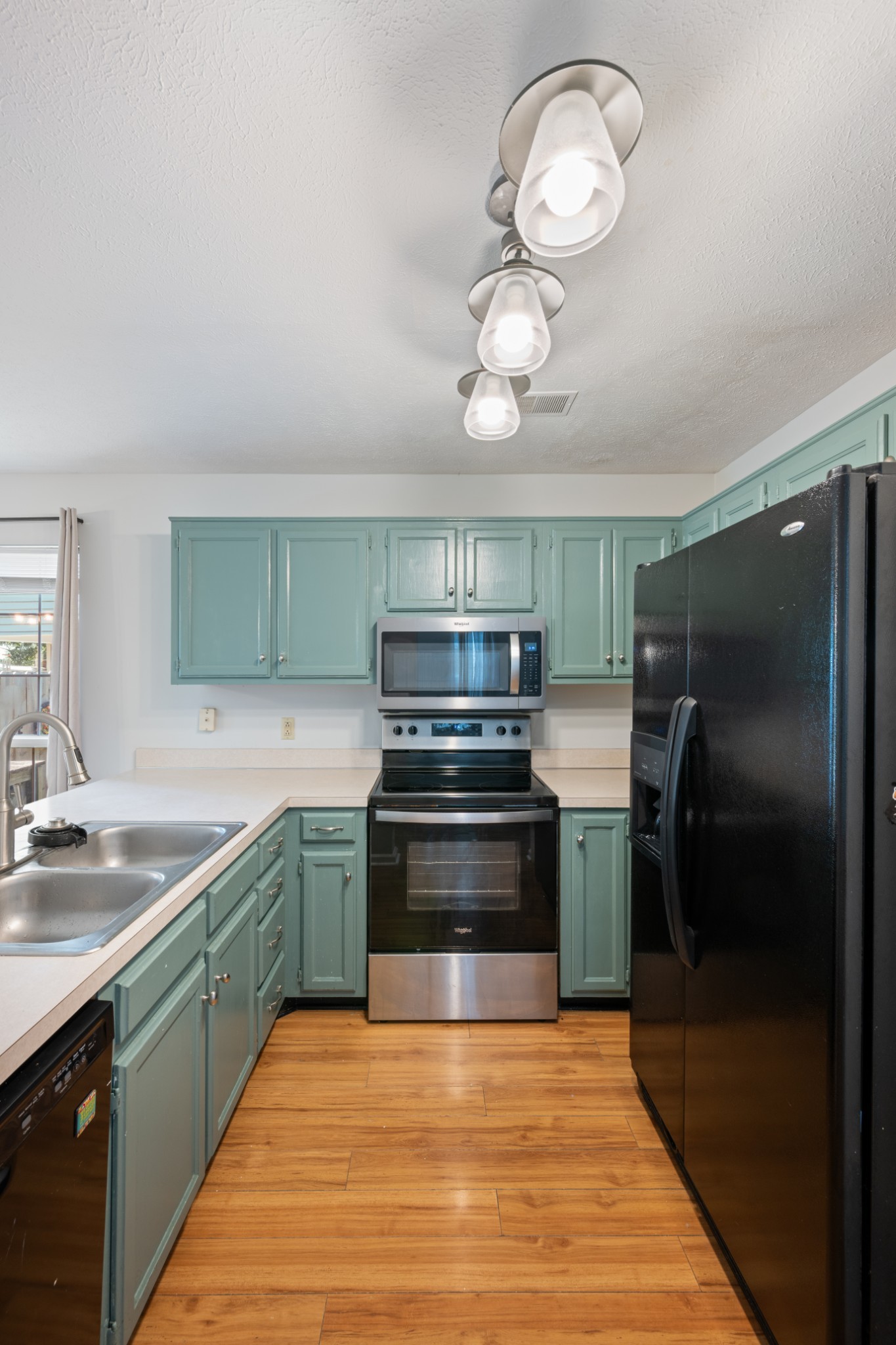 807 Bexhill Ct, N